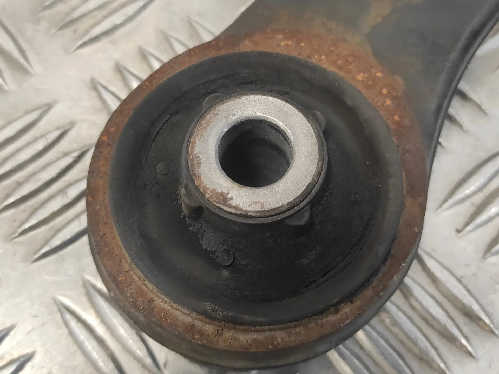 Brazo Suspension Inferior Delantero Derecho para Peugeot 308