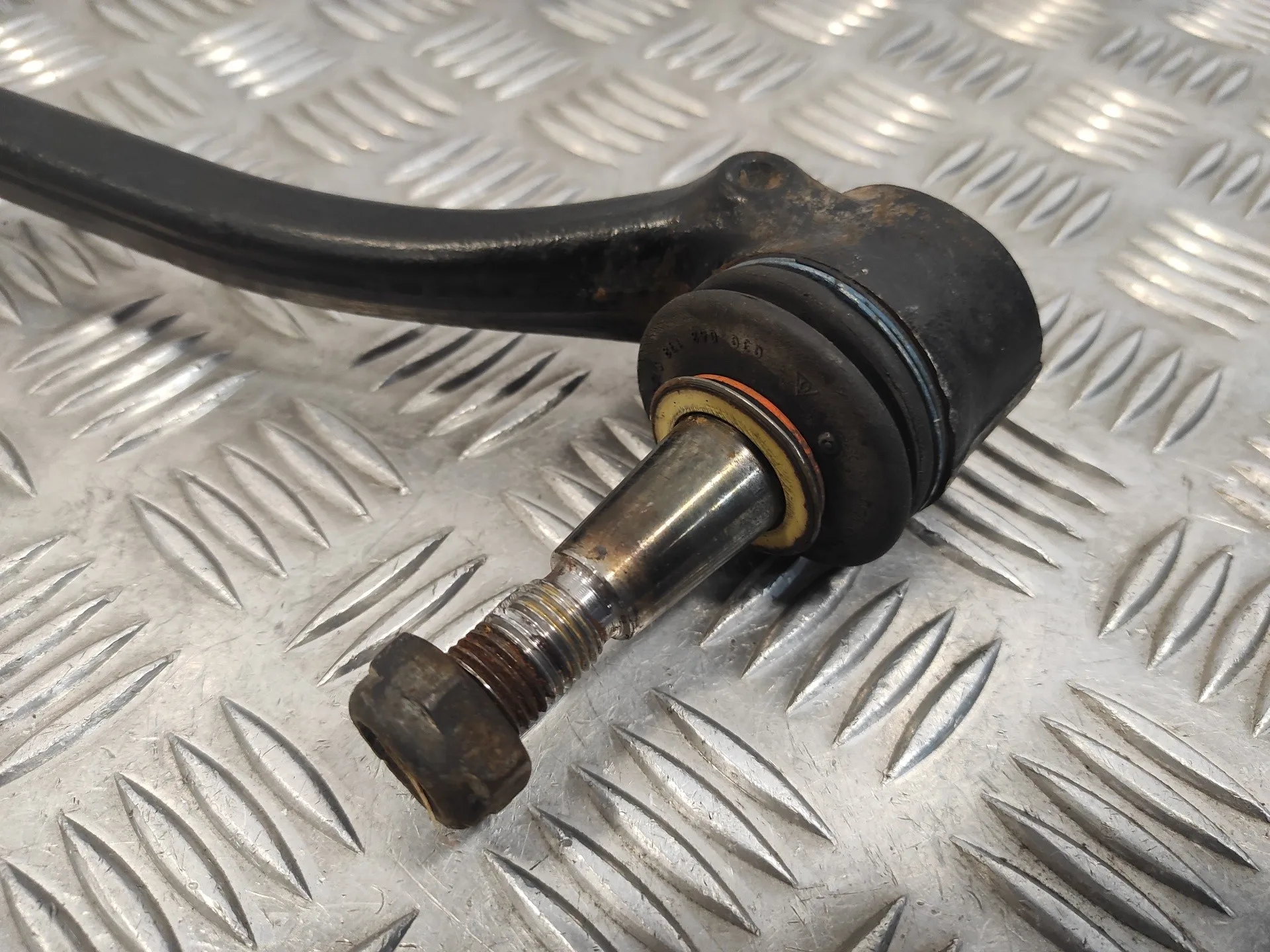 Brazo Suspension Inferior Delantero Izquierdo para Bmw X3 (E83)