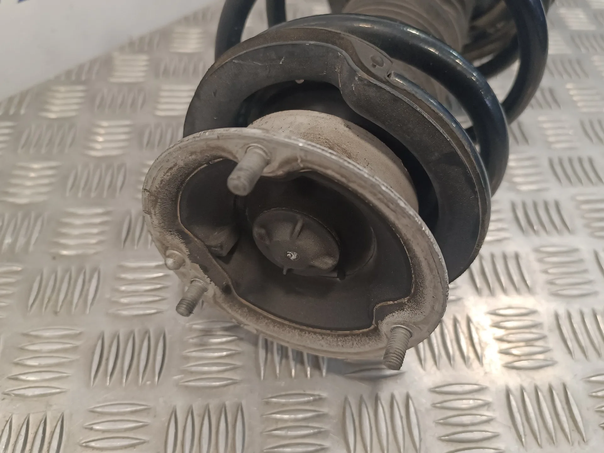 Amortiguador Delantero Izquierdo para Bmw X3 (E83)