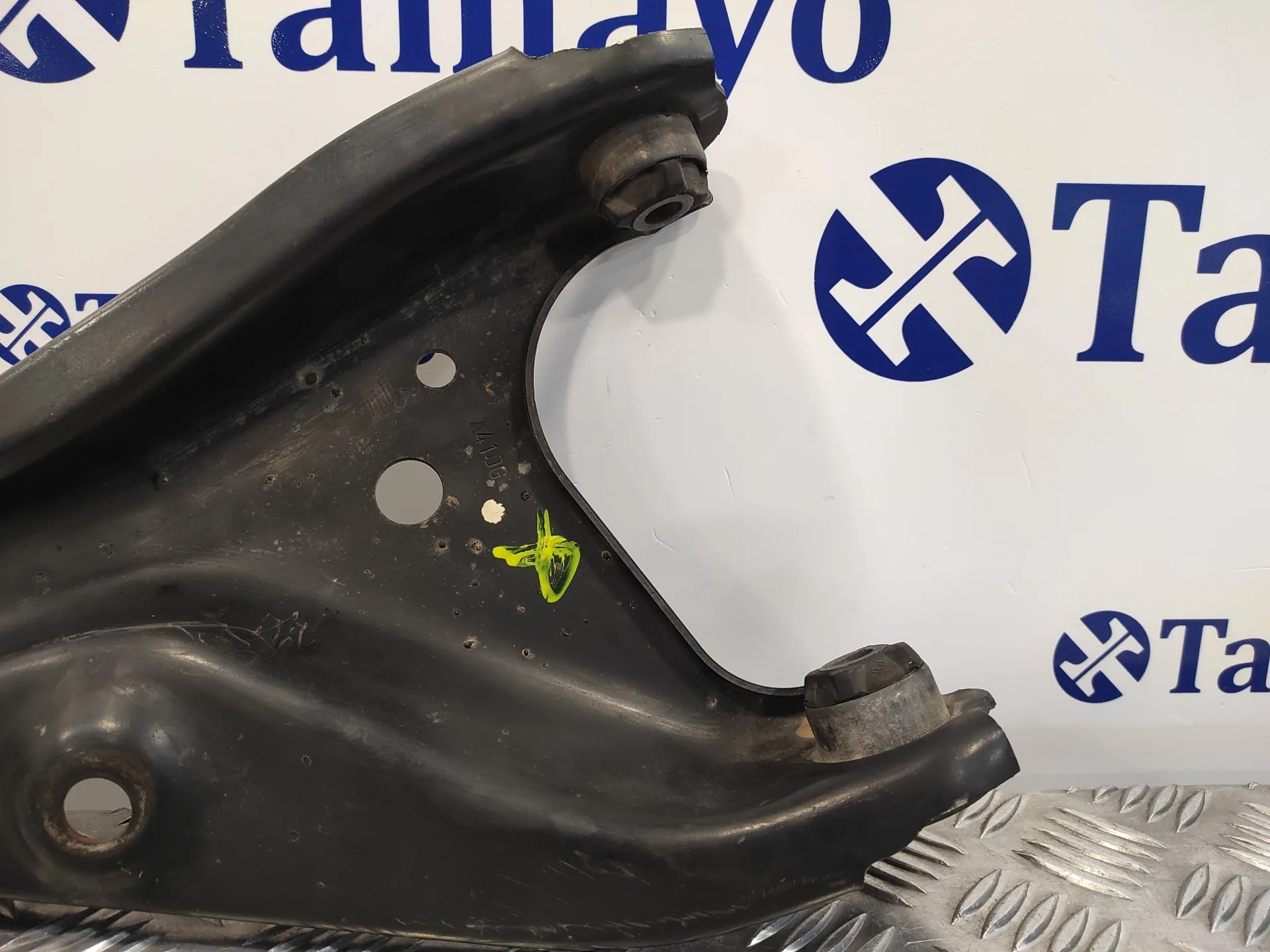 Brazo Suspension Inferior Delantero Izquierdo para Dacia Sandero