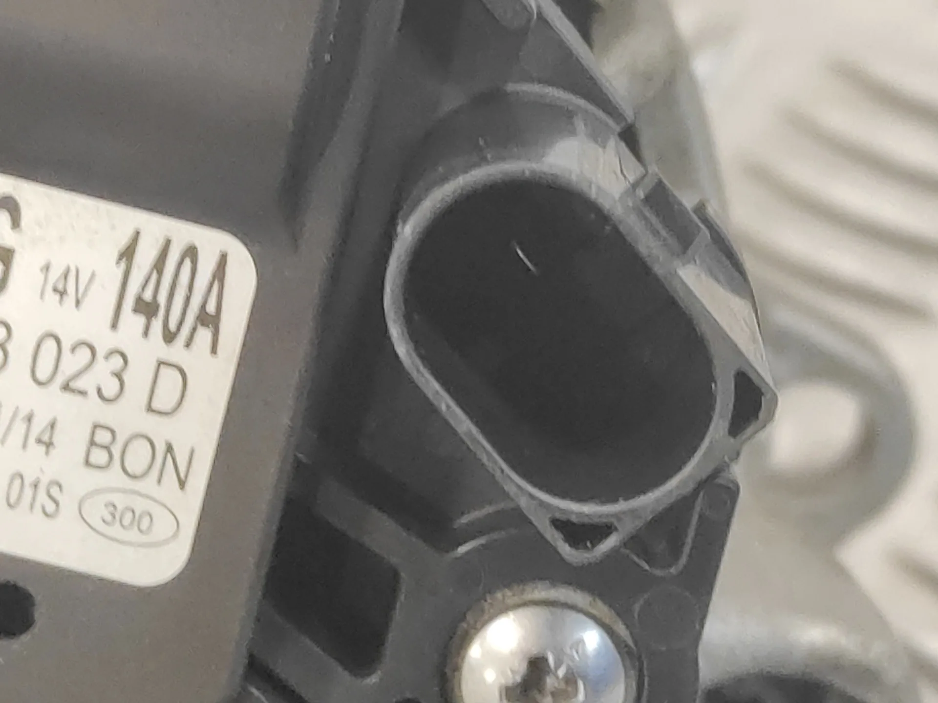Alternador para Volkswagen Polo (6R1)