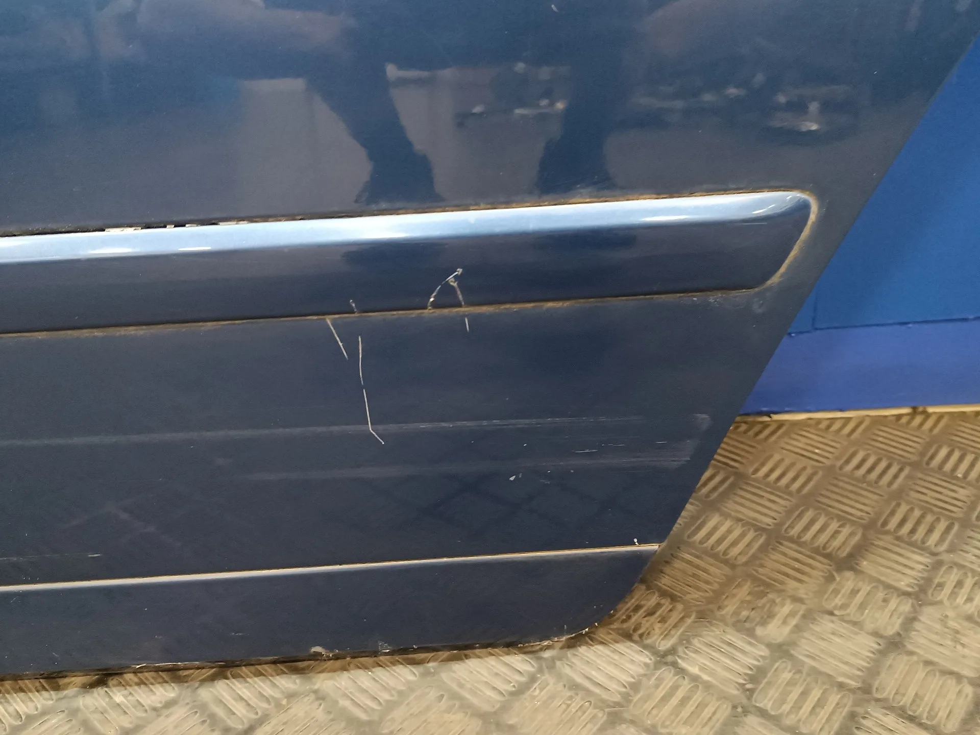 Puerta Trasera Izquierda para Audi A4 Berlina (8E)
