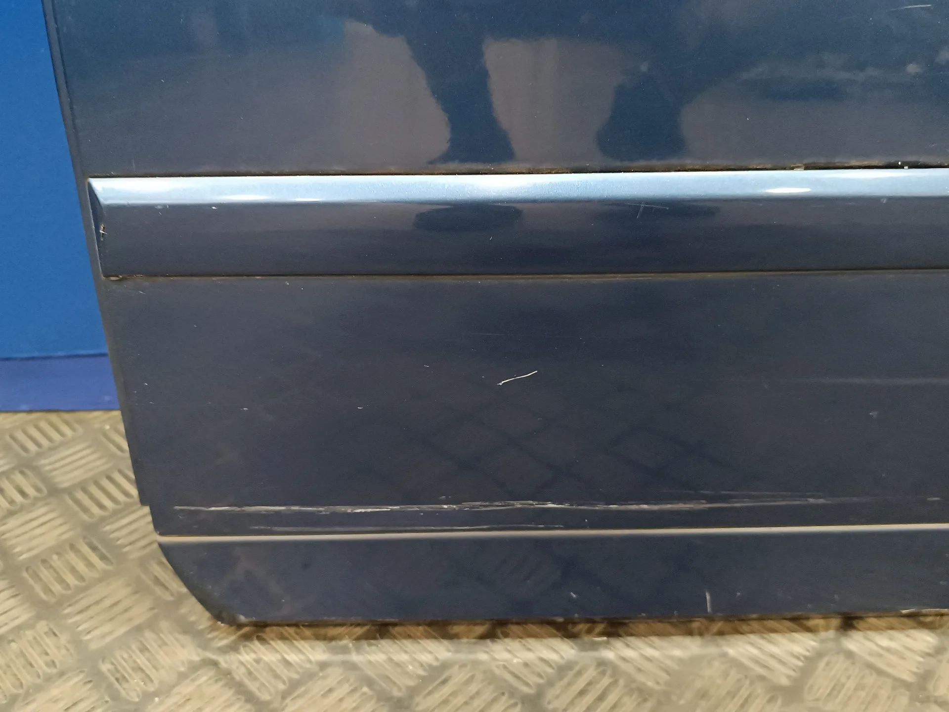Puerta Trasera Izquierda para Audi A4 Berlina (8E)