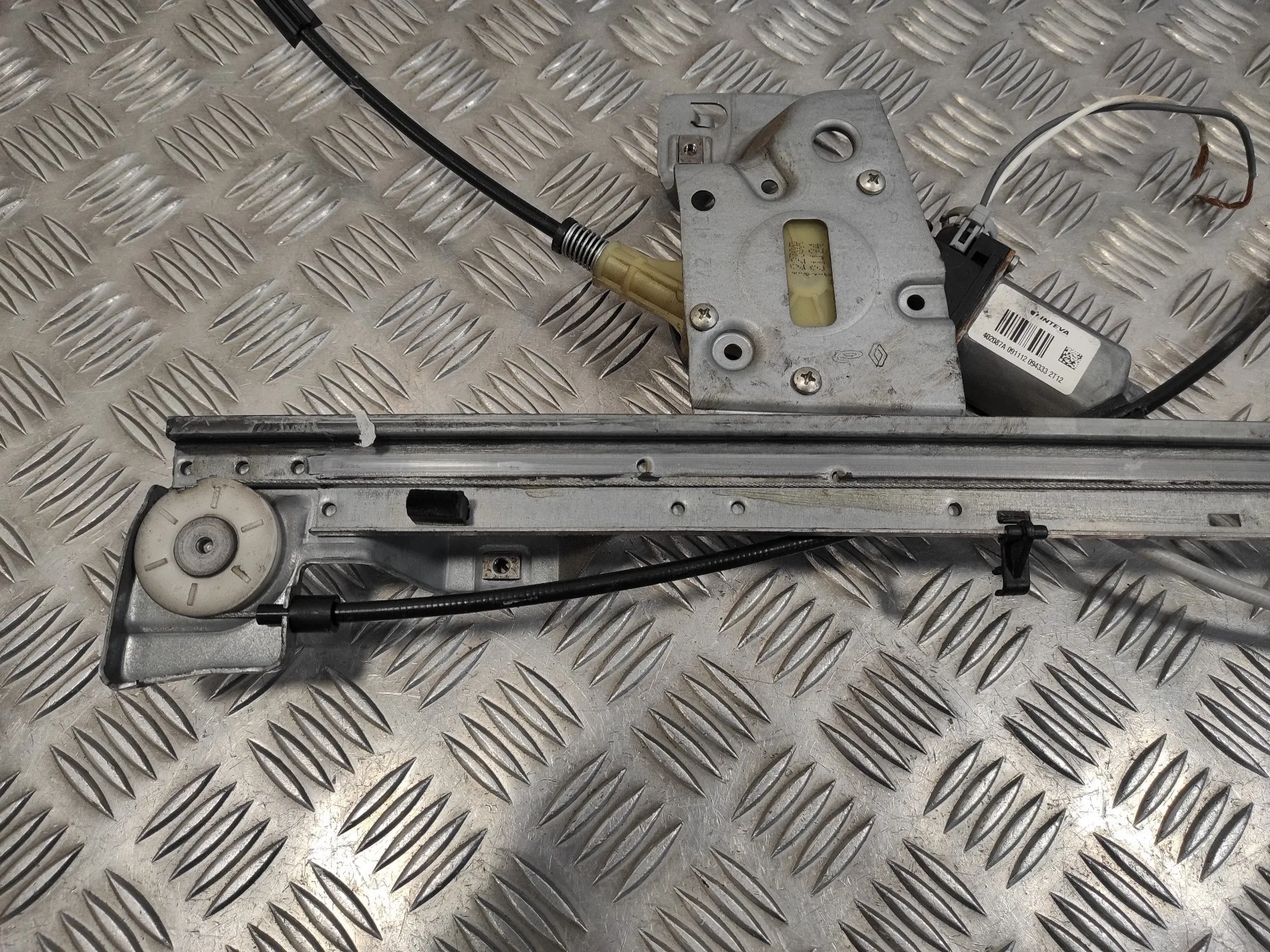 Elevalunas Delantero Izquierdo para Renault Kangoo