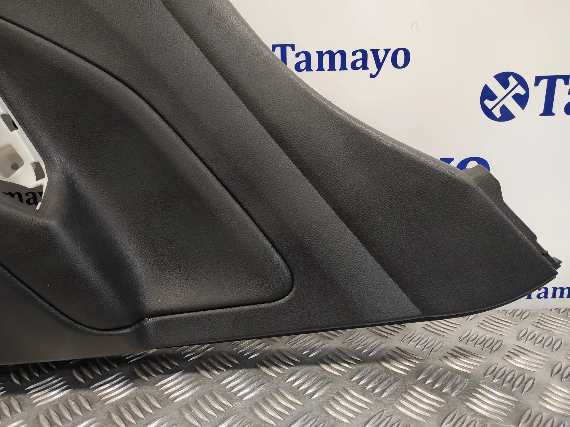 Guarnecido Puerta Trasera Derecha para Nissan Micra V (K14)