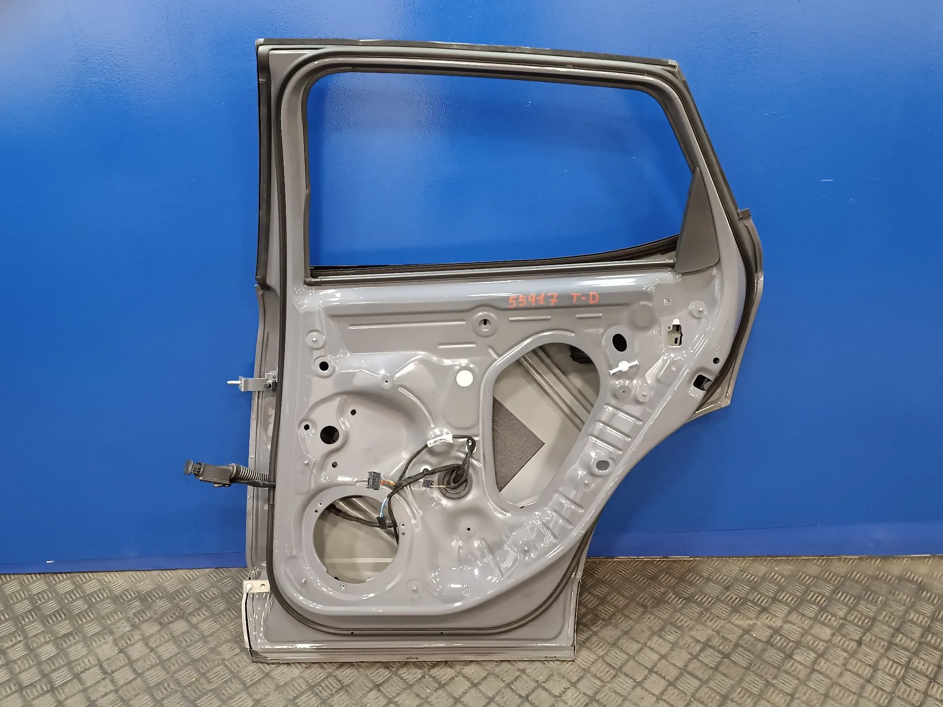Puerta Trasera Derecha para Cupra Formentor