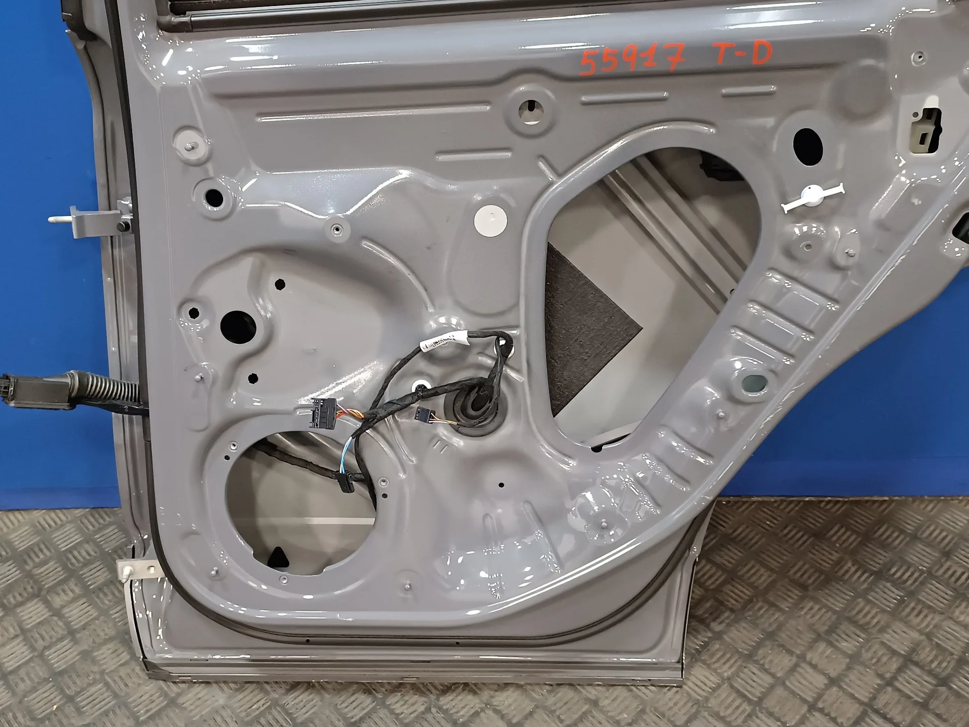 Puerta Trasera Derecha para Cupra Formentor