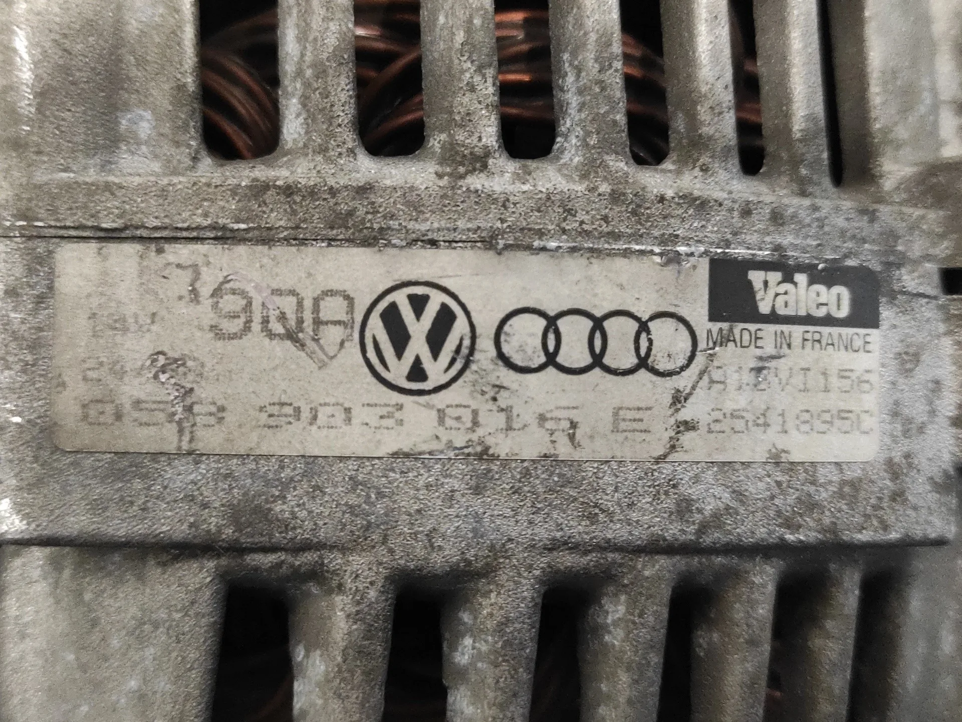 Alternador para Audi A4 Berlina (B5)