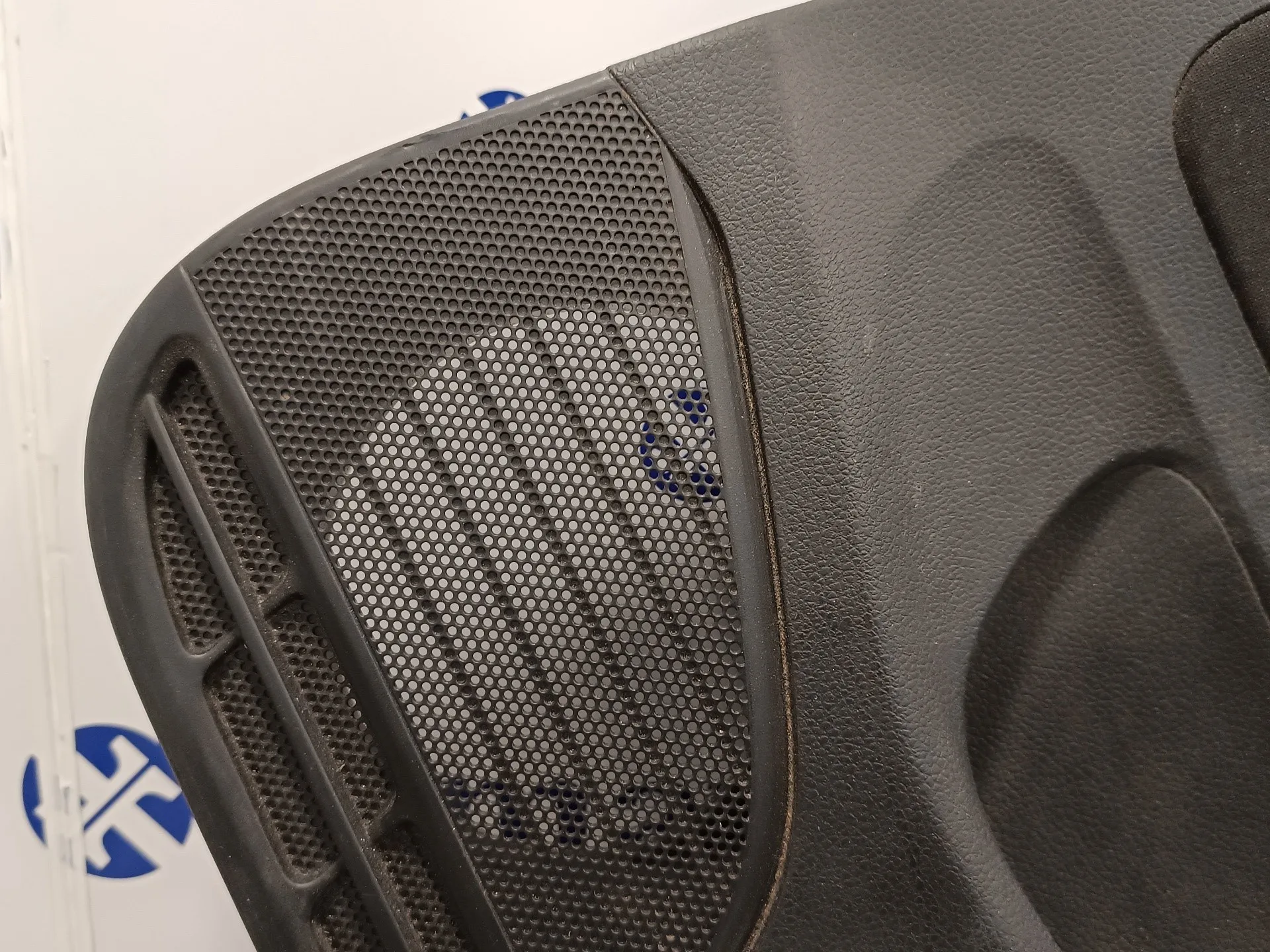 Guarnecido Puerta Trasera Derecha para Volkswagen Polo (6R1)