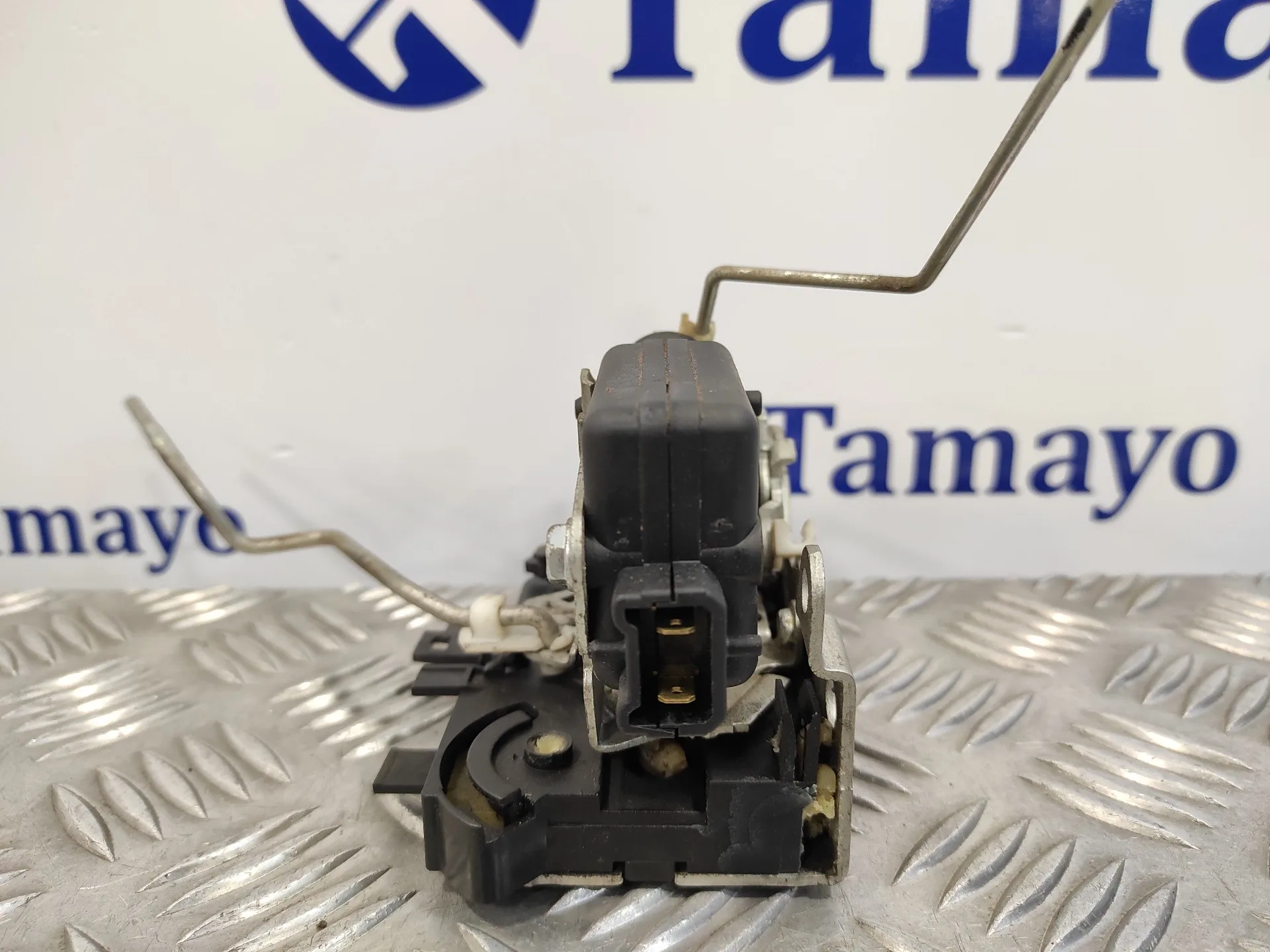 Cerradura Puerta Delantera Derecha para Dacia Sandero