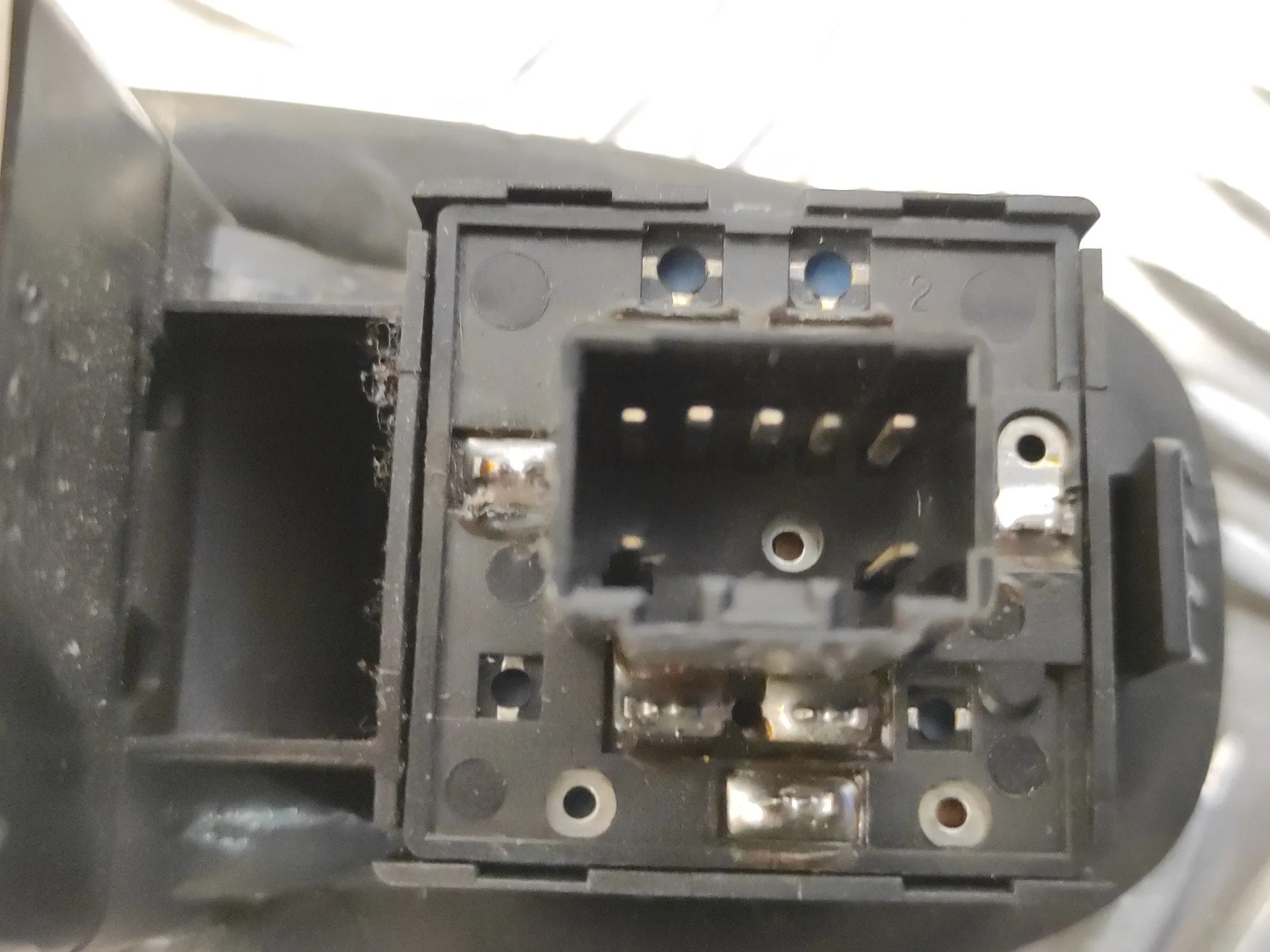 Mando Elevalunas Delantero Izquierdo para Hyundai Accent (Lc)
