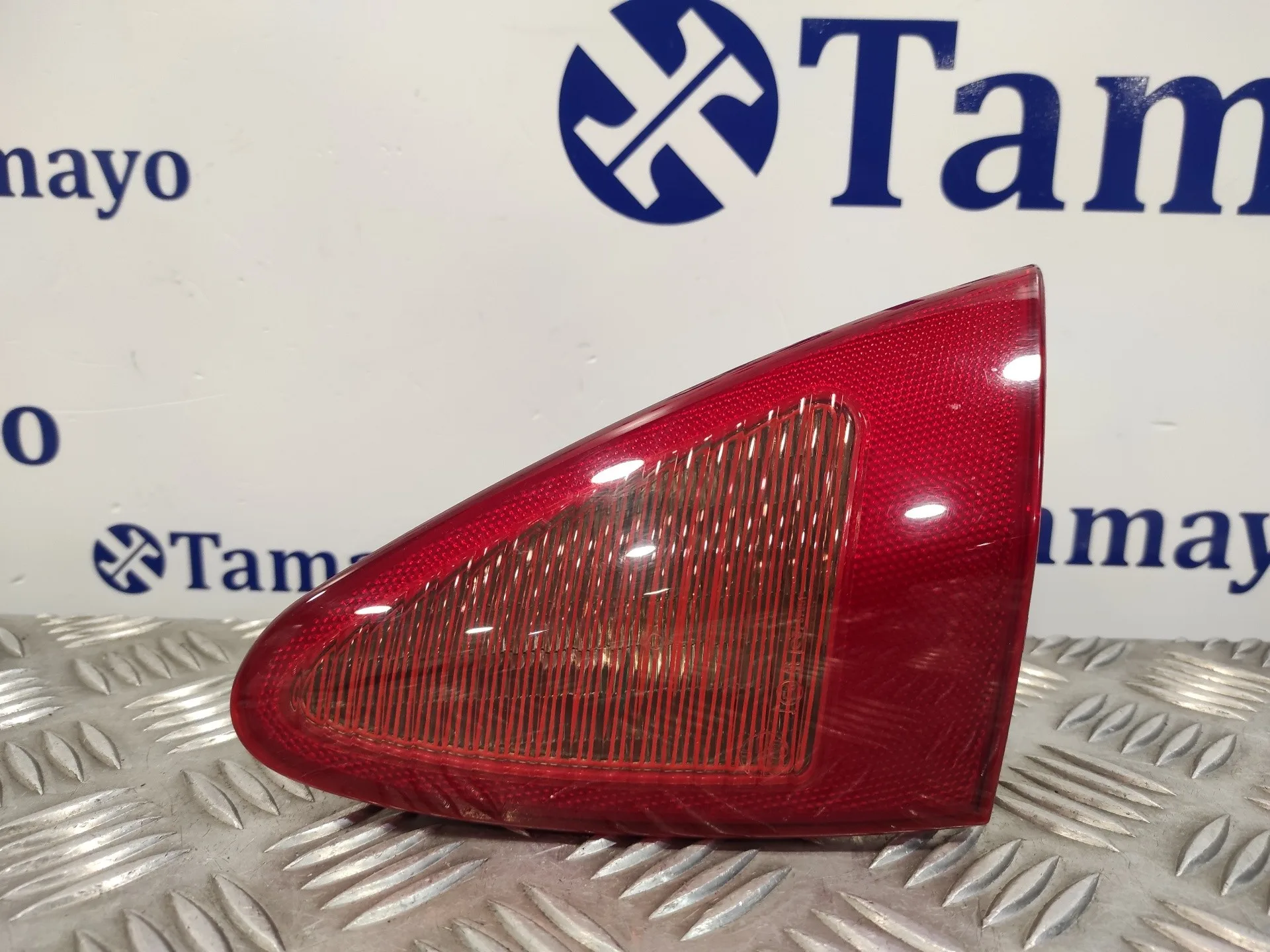 Piloto Trasero Derecho Porton para Alfa Romeo 147 (190)