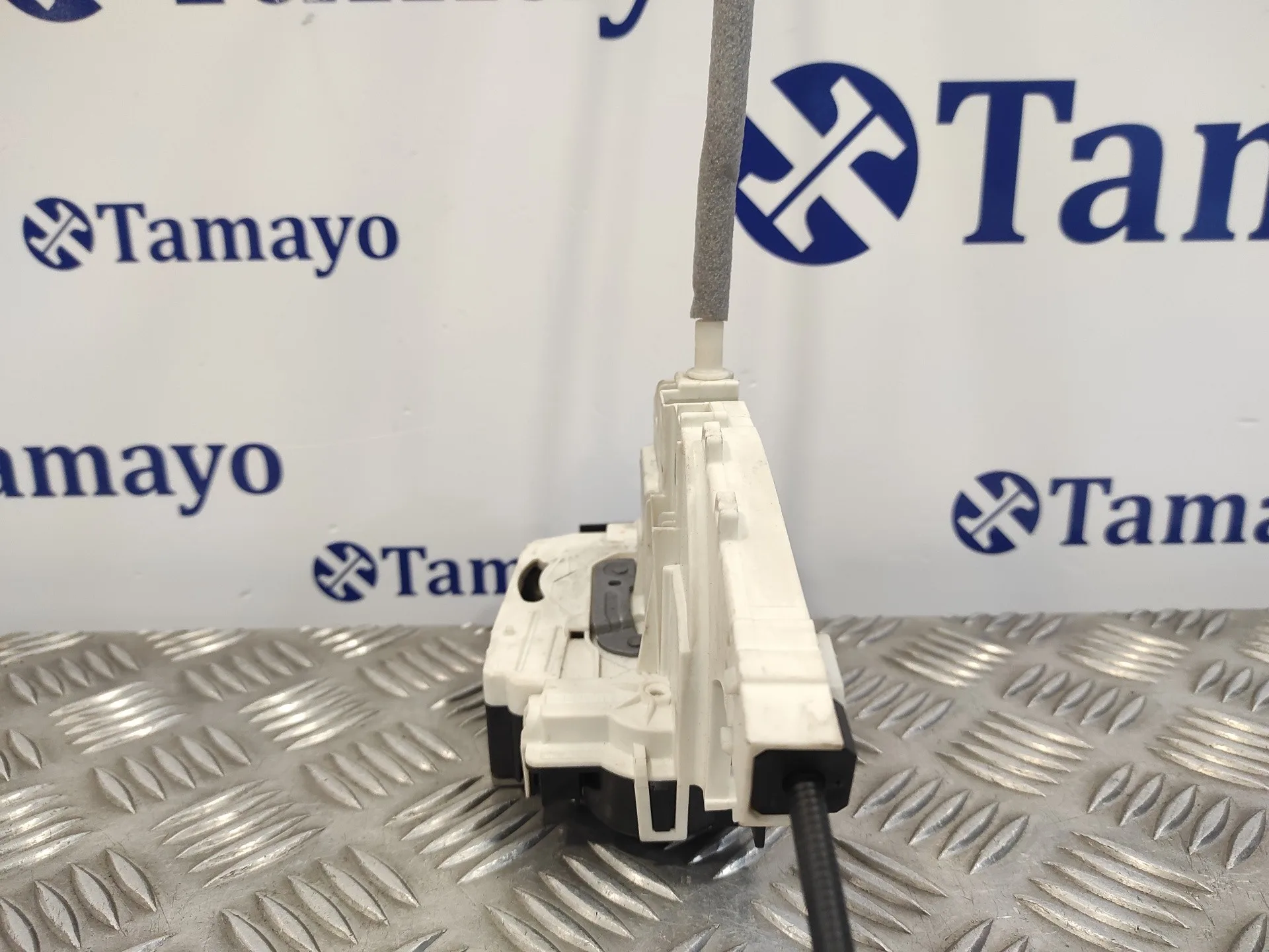 Cerradura Puerta Delantera Derecha para Volkswagen Crafter Caja Cerrada
