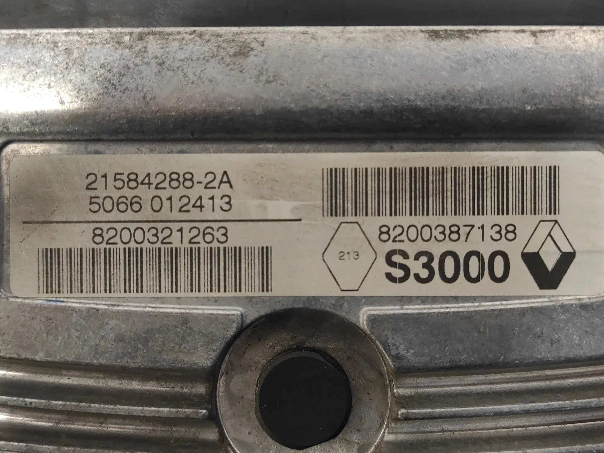 Centralita Motor Uce para Renault Megane Ii Berlina 3P