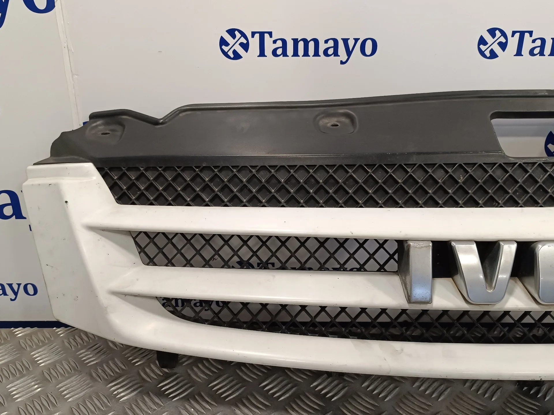 Rejilla Delantera para Iveco Daily Caja Cerrada (2006 =>)