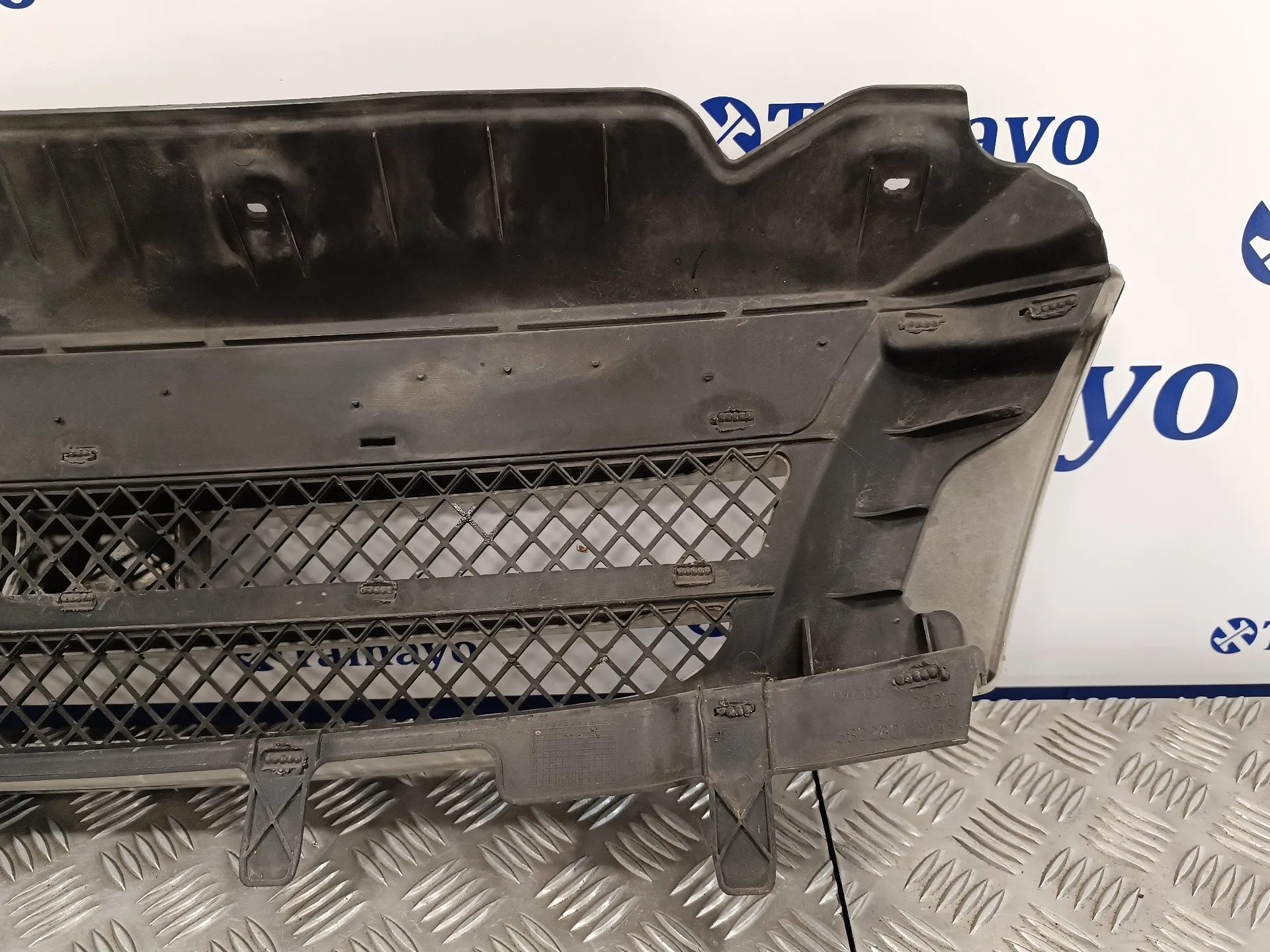 Rejilla Delantera para Iveco Daily Caja Cerrada (2006 =>)