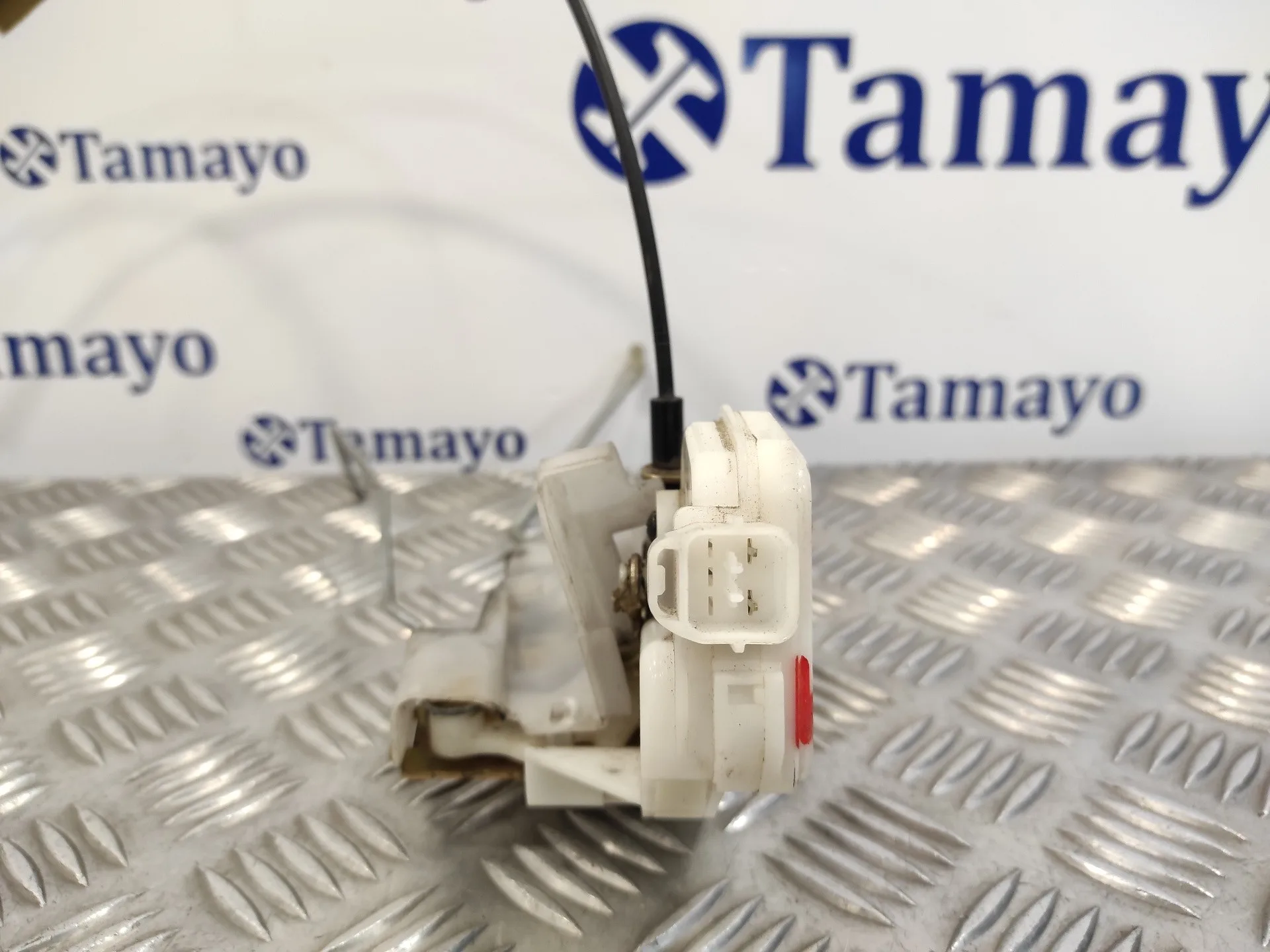 Cerradura Puerta Delantera Derecha para Mitsubishi Montero (V60/V70)