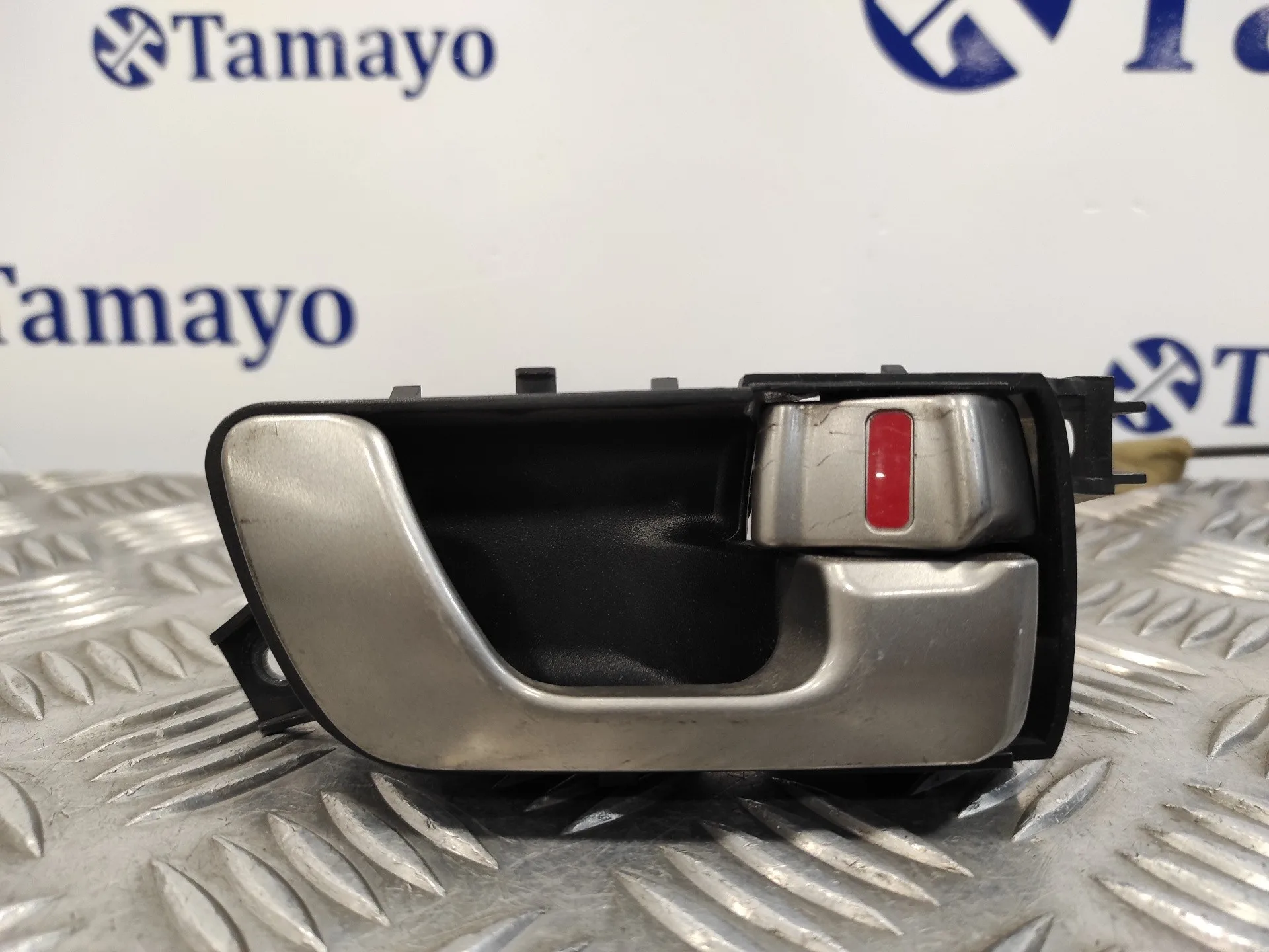 Cerradura Puerta Delantera Derecha para Mitsubishi Montero (V60/V70)