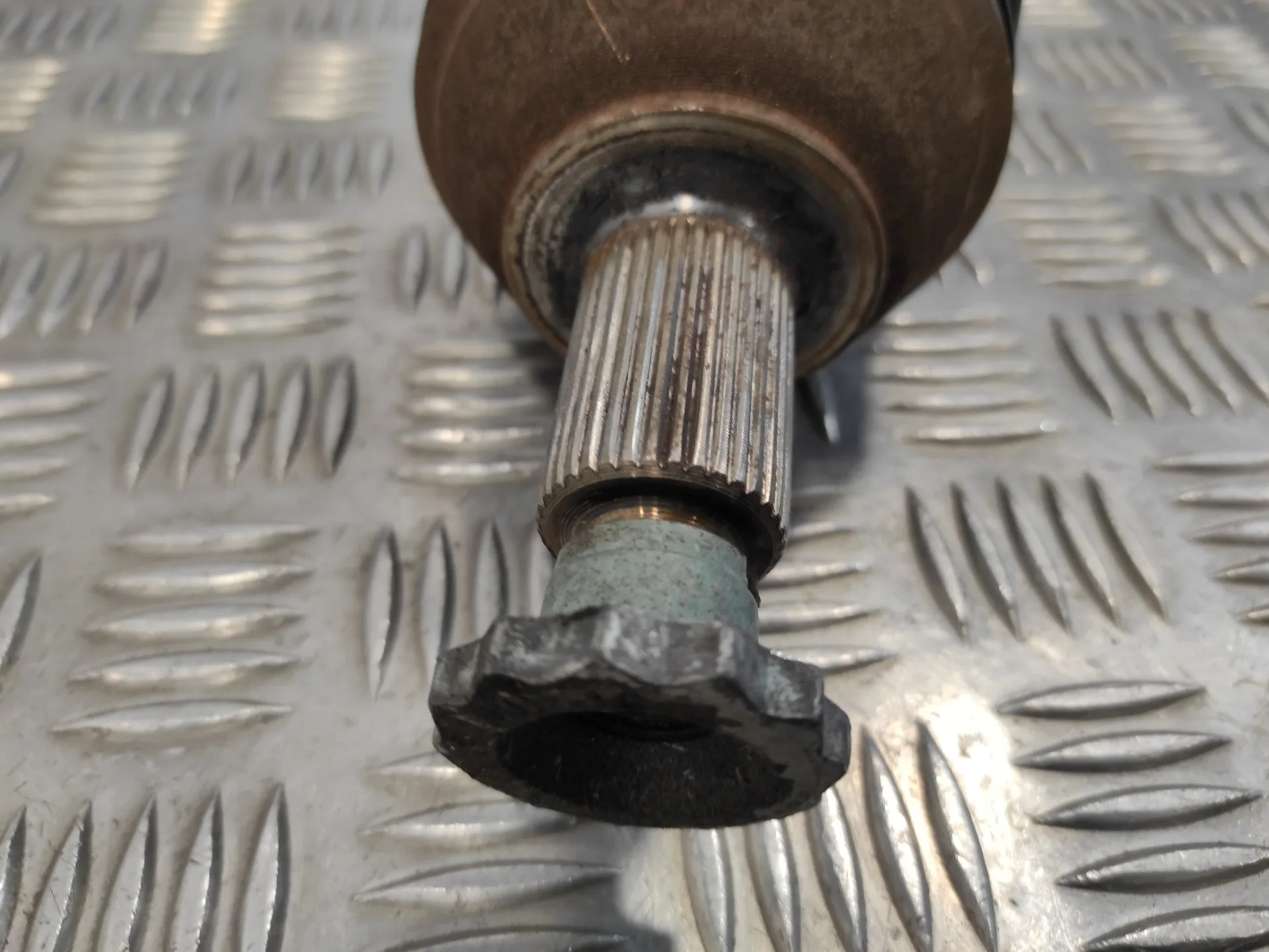 Transmision Delantera Izquierda para Seat Ibiza Sc (6J1)
