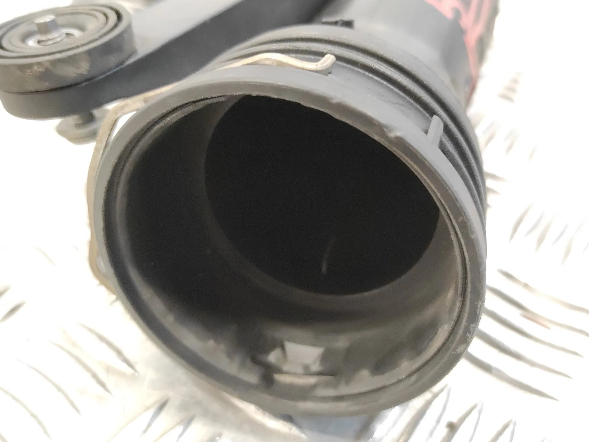 Tubo para Volkswagen Touran (1T2)