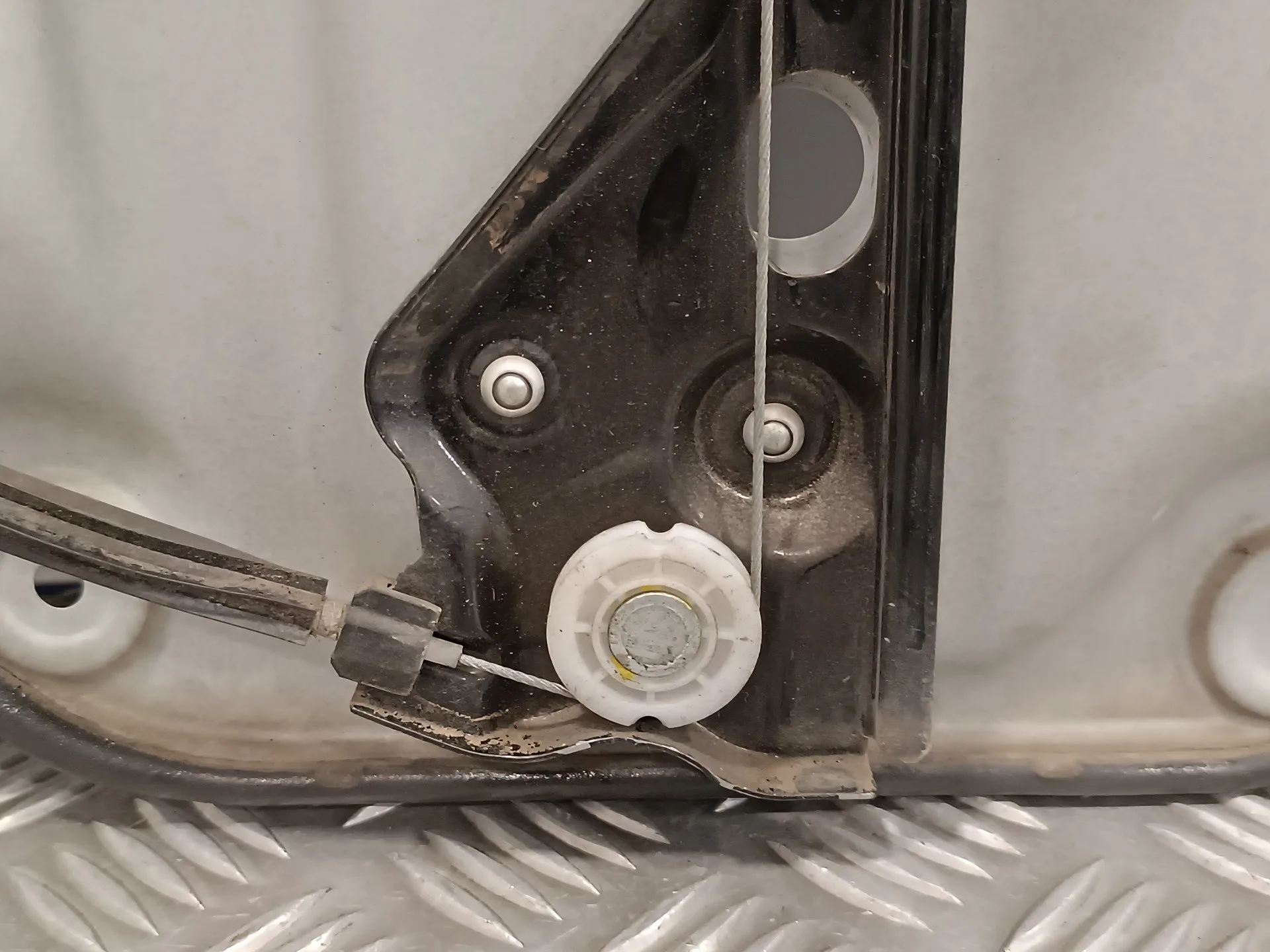 Elevalunas Trasero Izquierdo para Volkswagen Touran (1T2)