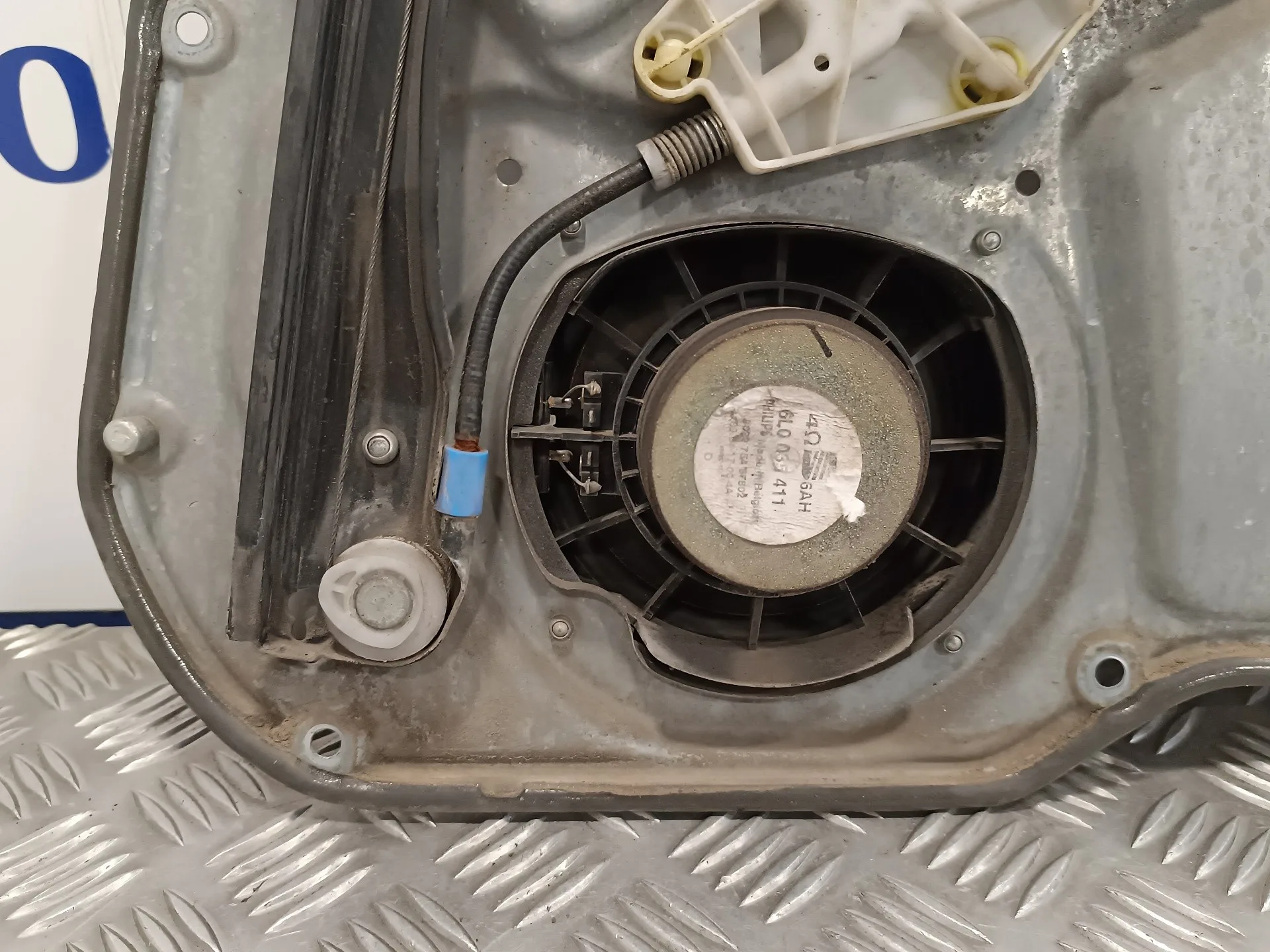 Elevalunas Delantero Izquierdo para Seat Ibiza (6L1)