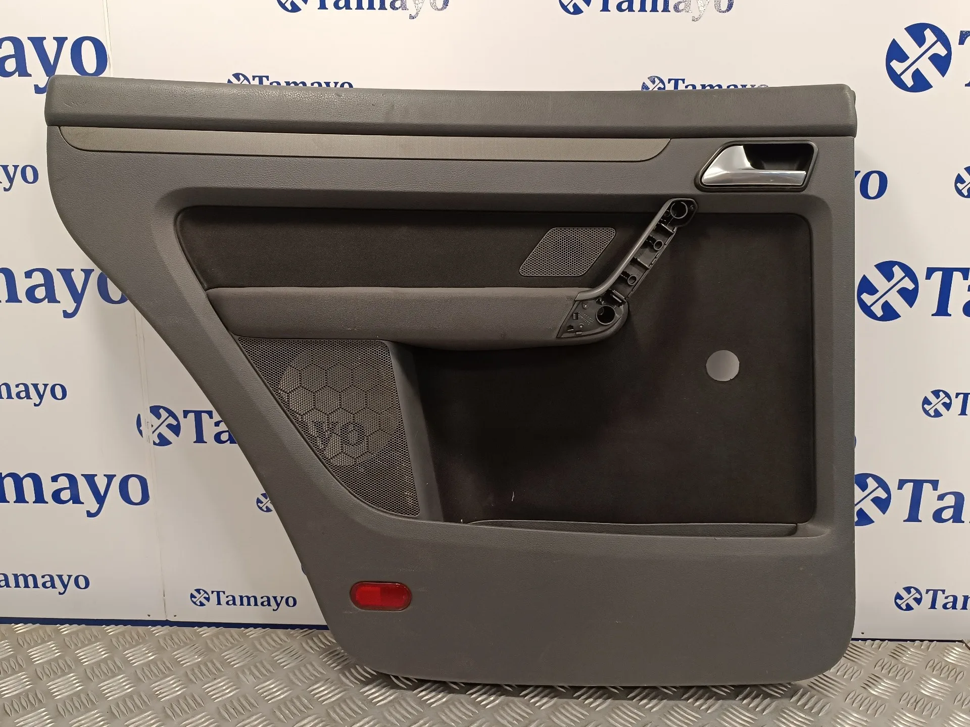 Guarnecido Puerta Trasera Izquierda para Volkswagen Touran (1T2)