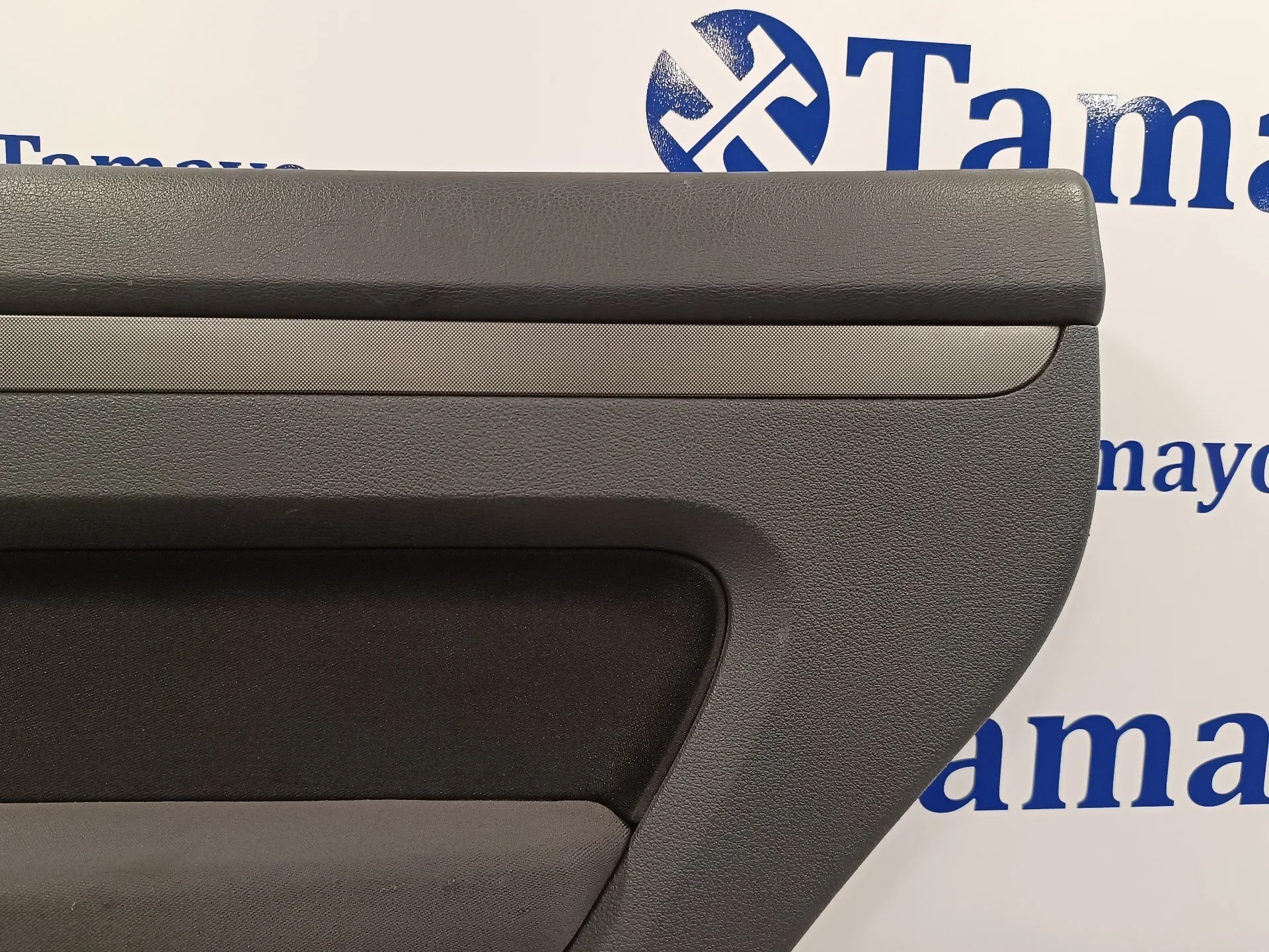 Guarnecido Puerta Trasera Derecha para Volkswagen Touran (1T2)