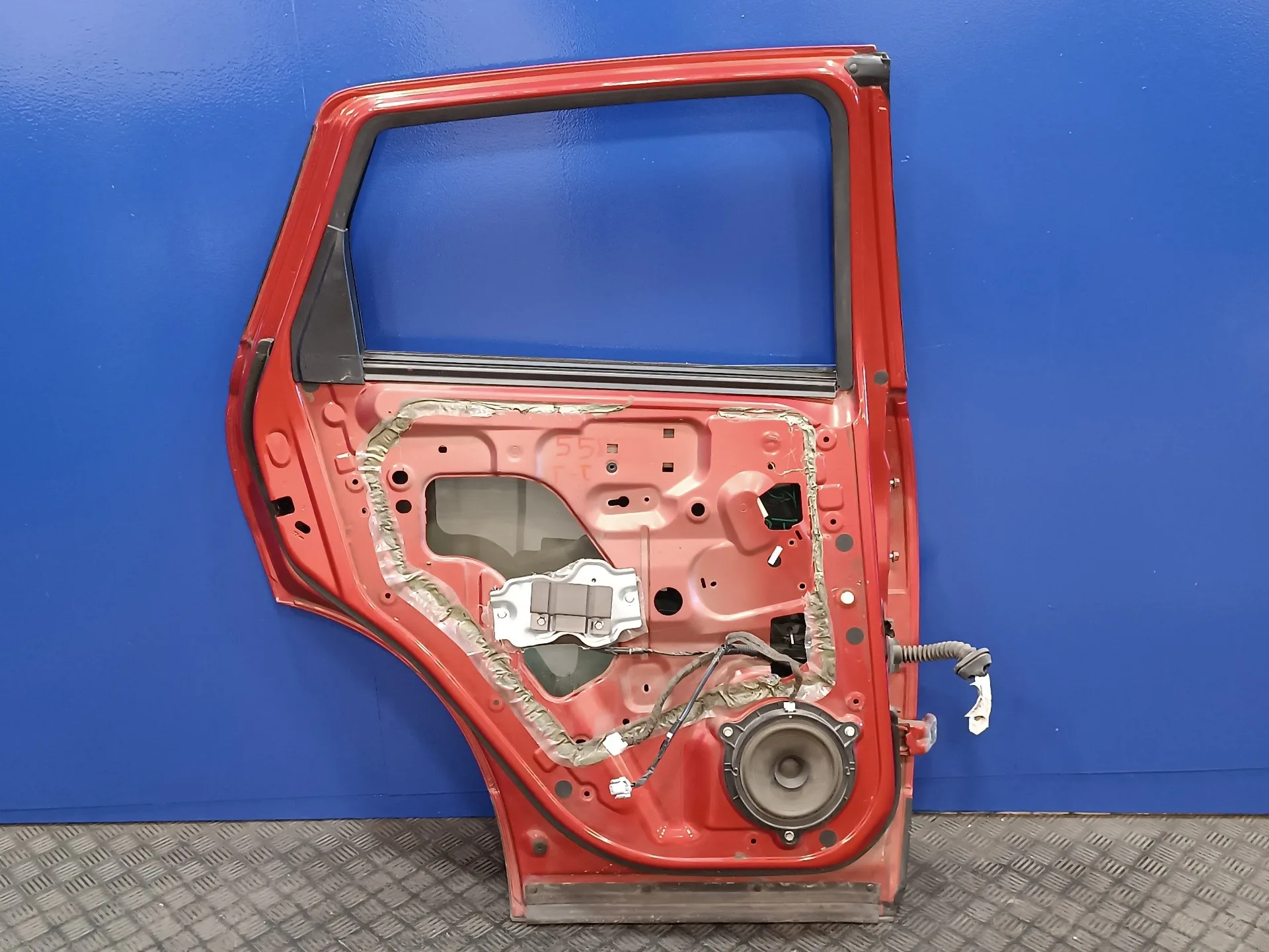 Puerta Trasera Izquierda para Nissan Qashqai (J10)
