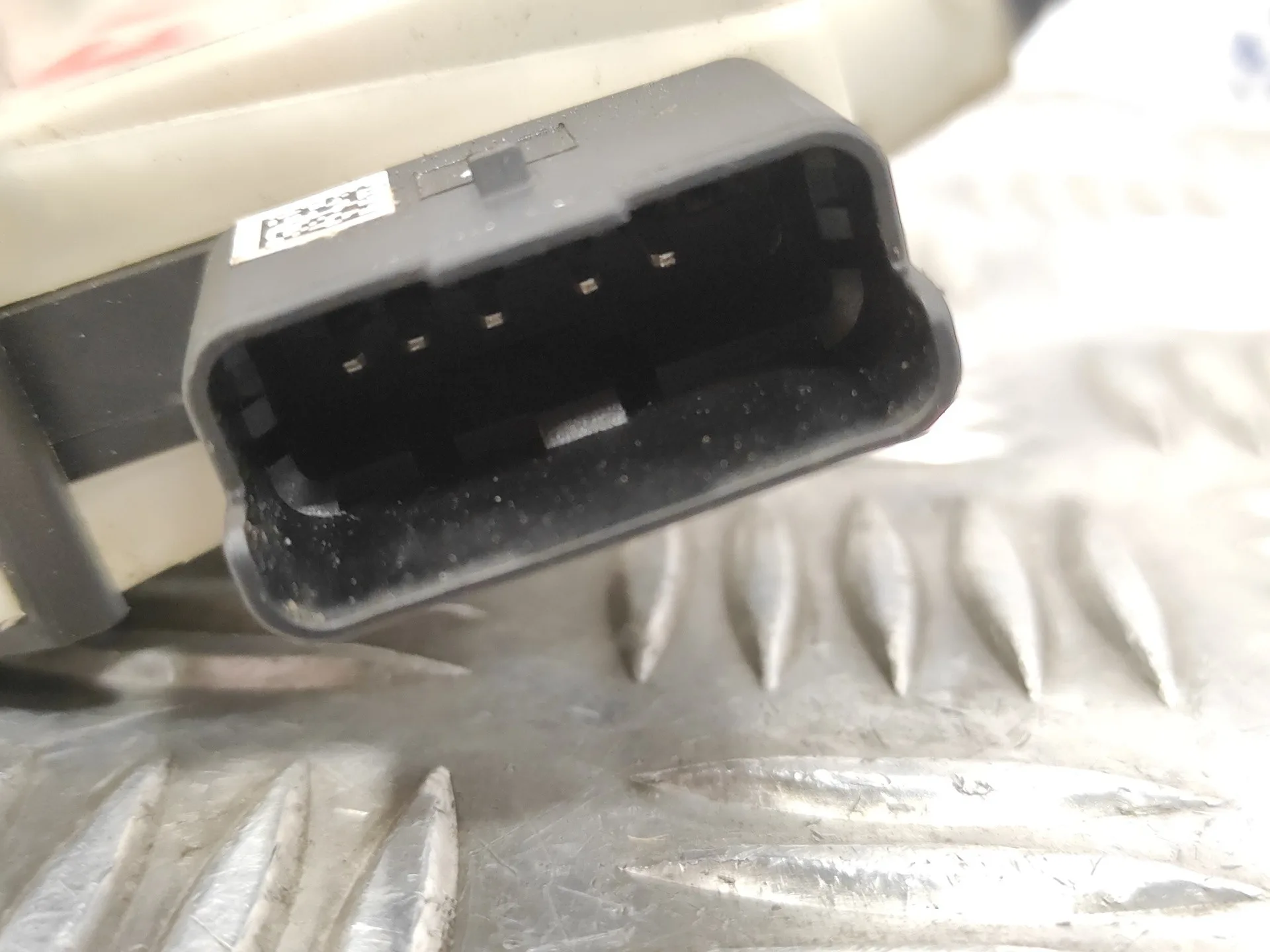 Cerradura Puerta Trasera Derecha para Citroën C4 Lim.