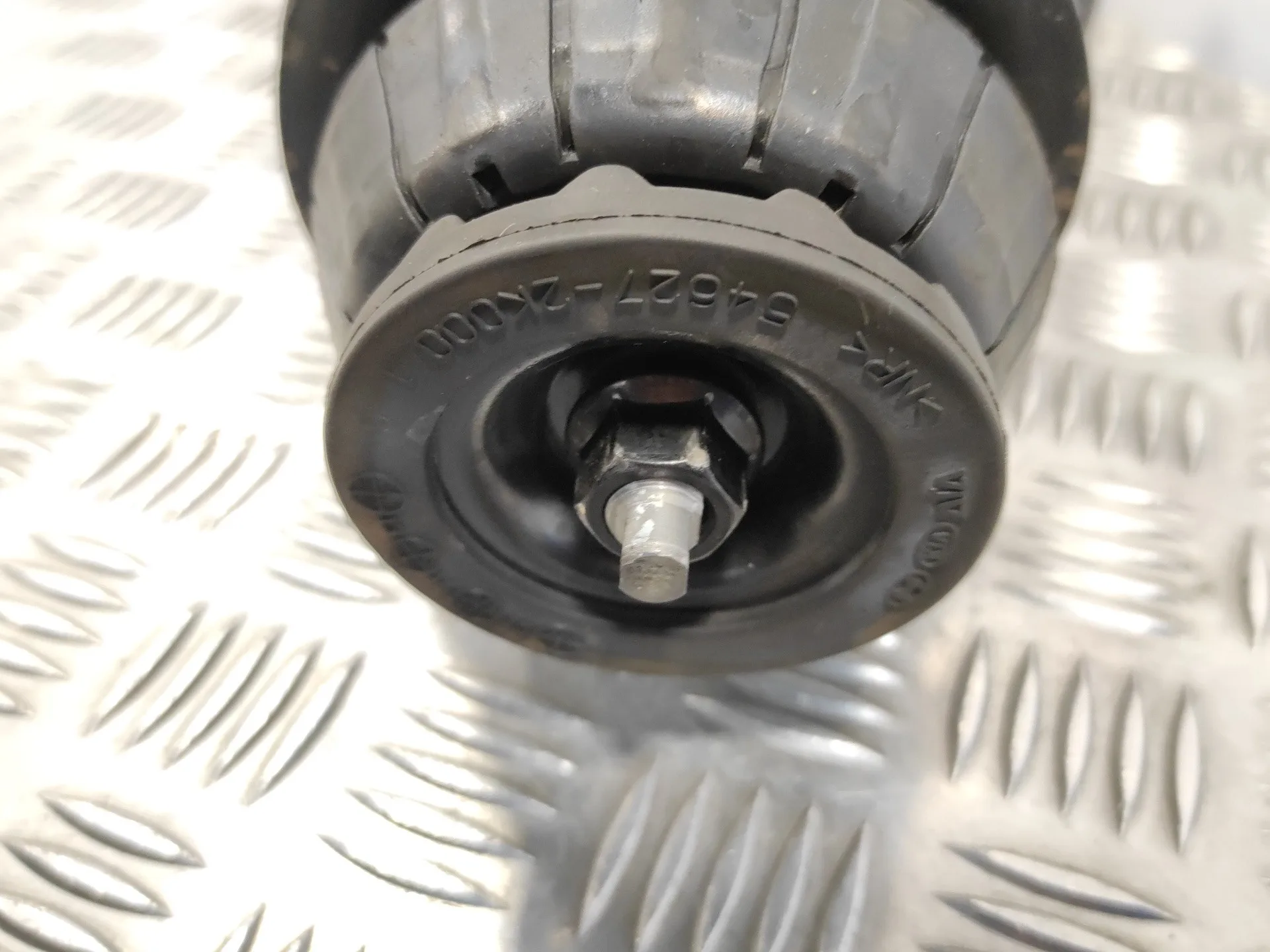 Amortiguador Delantero Izquierdo para Kia Rio Iii (Ub)