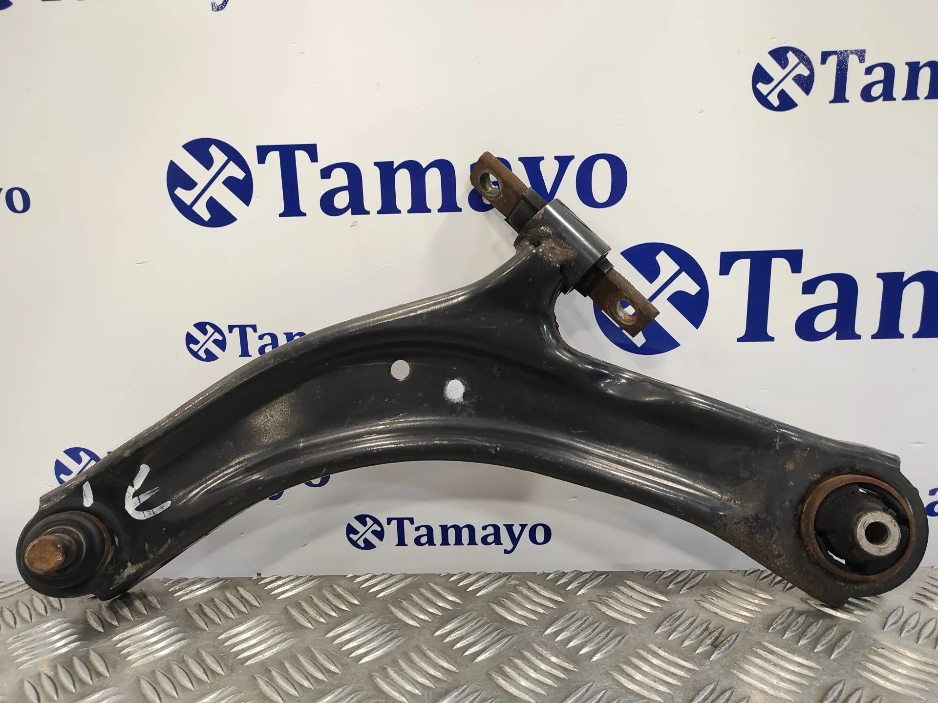 Brazo Suspension Inferior Delantero Izquierdo para Nissan Qashqai (J10)
