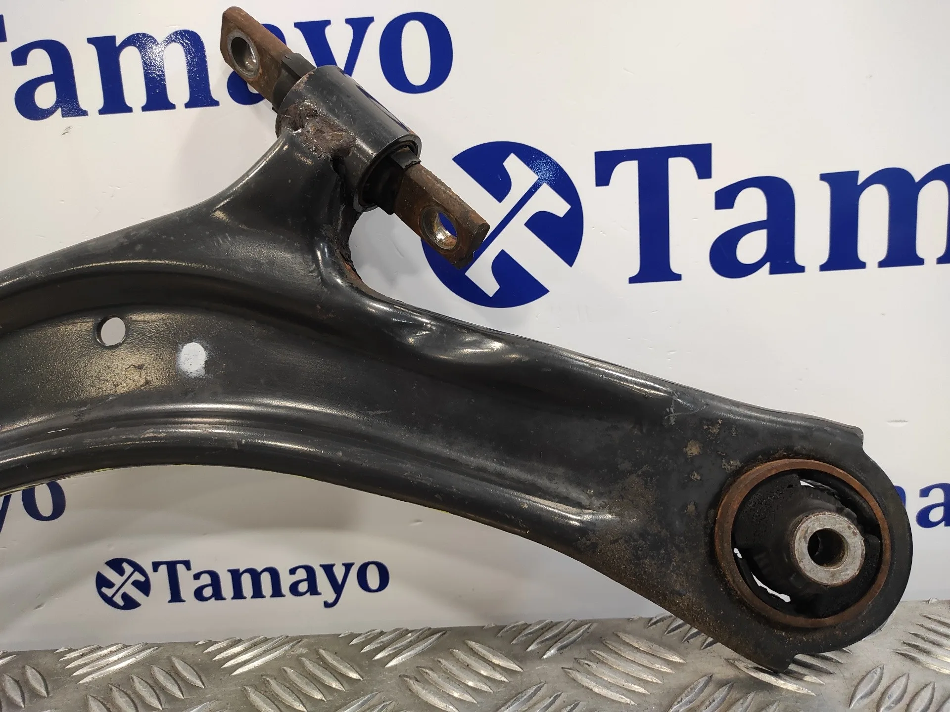 Brazo Suspension Inferior Delantero Izquierdo para Nissan Qashqai (J10)