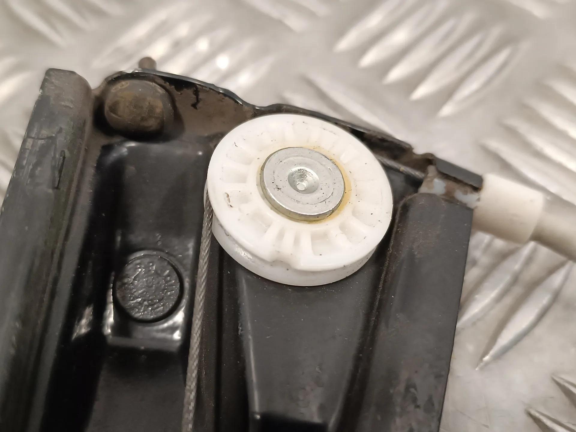 Elevalunas Delantero Derecho para Volkswagen Polo (6R1)