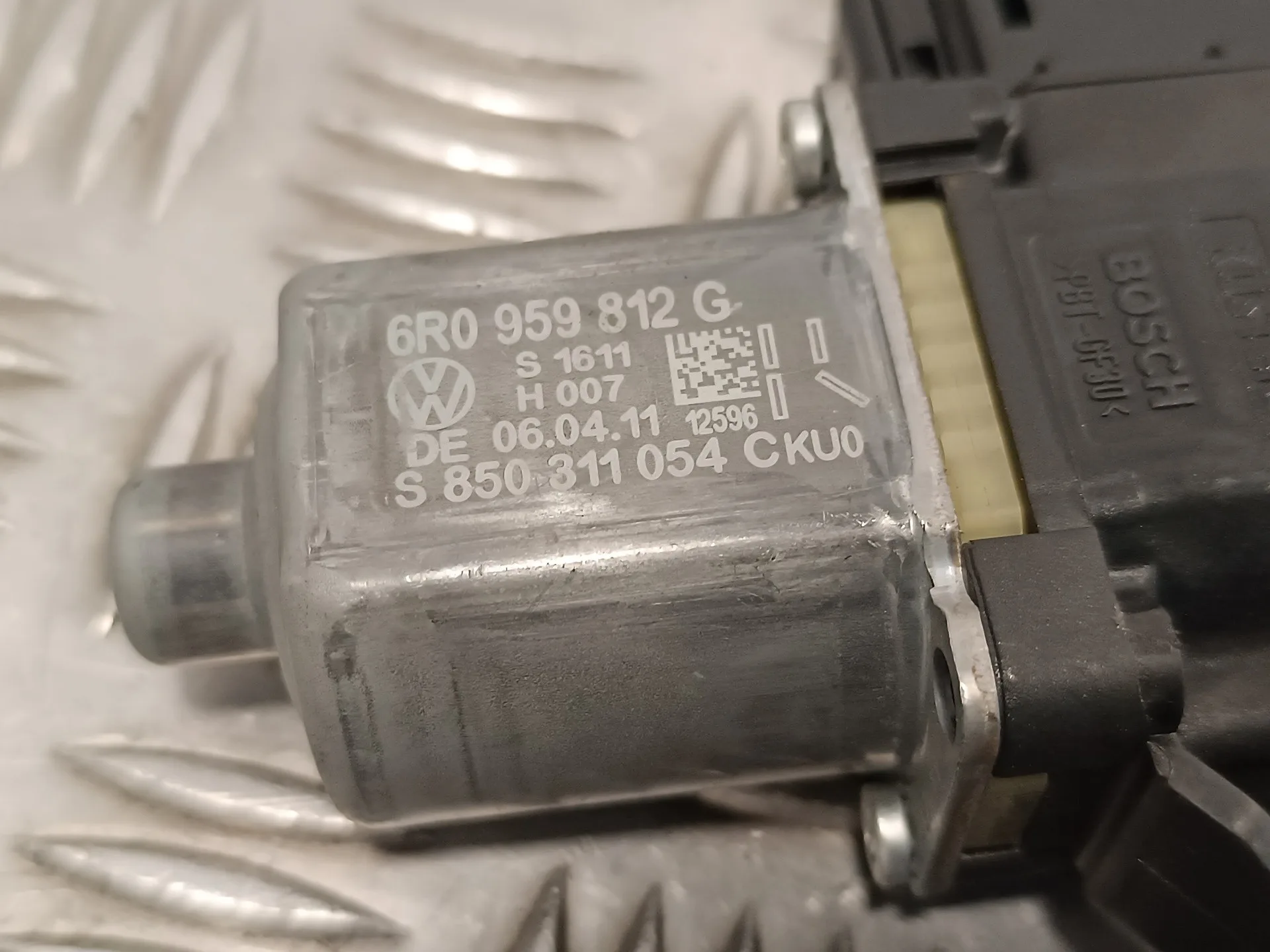 Elevalunas Trasero Derecho para Volkswagen Polo (6R1)