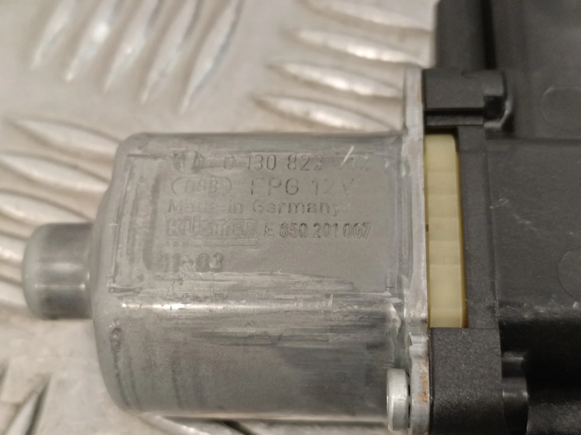 Elevalunas Trasero Izquierdo para Volkswagen Polo (6R1)