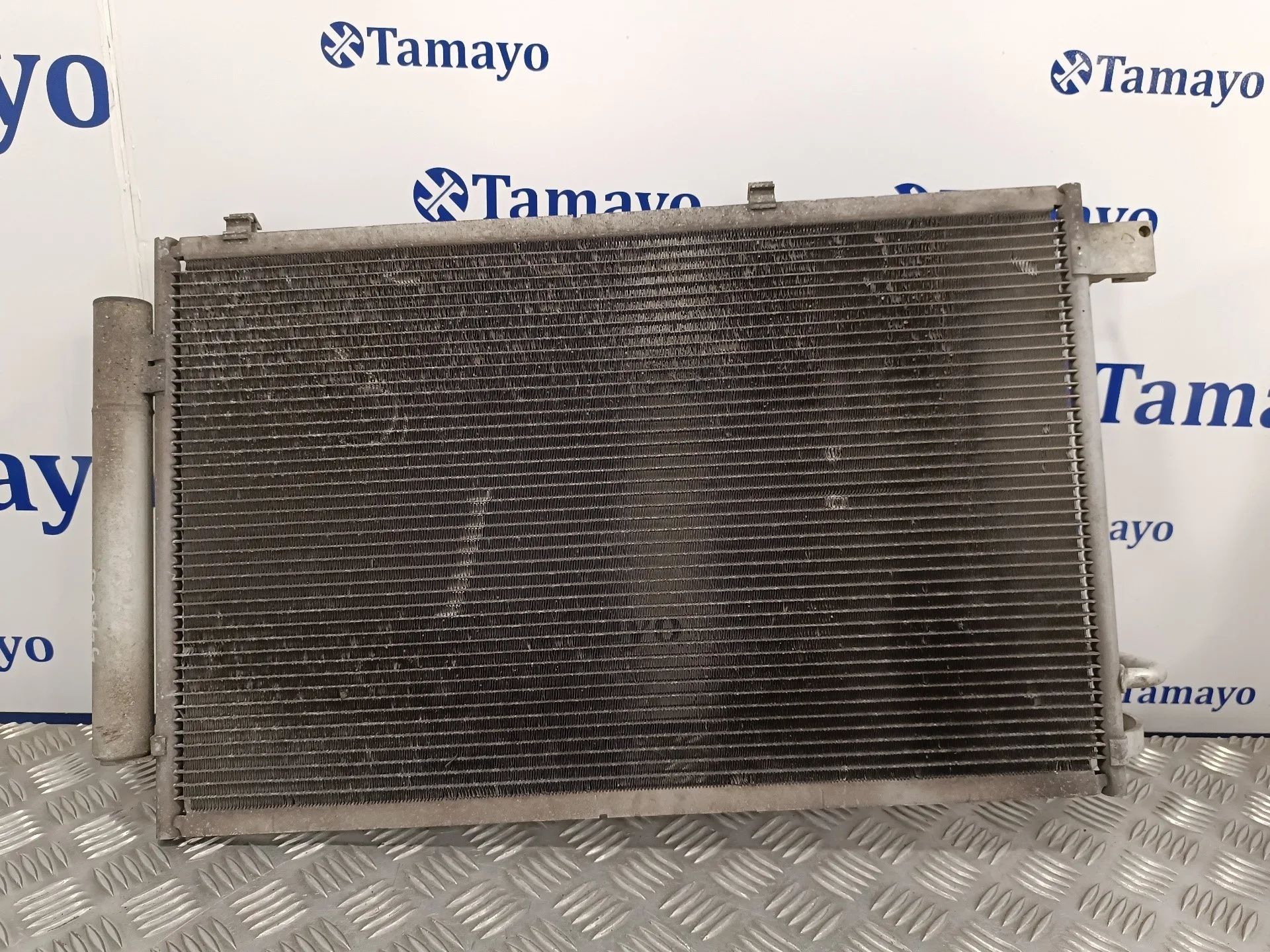 Condensador / Radiador Aire Acondicionado para Ford Fiesta (Cb1)