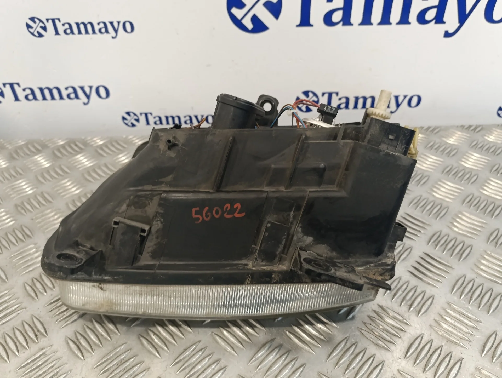 Faro Derecho para Volkswagen Polo Berlina (6N2)