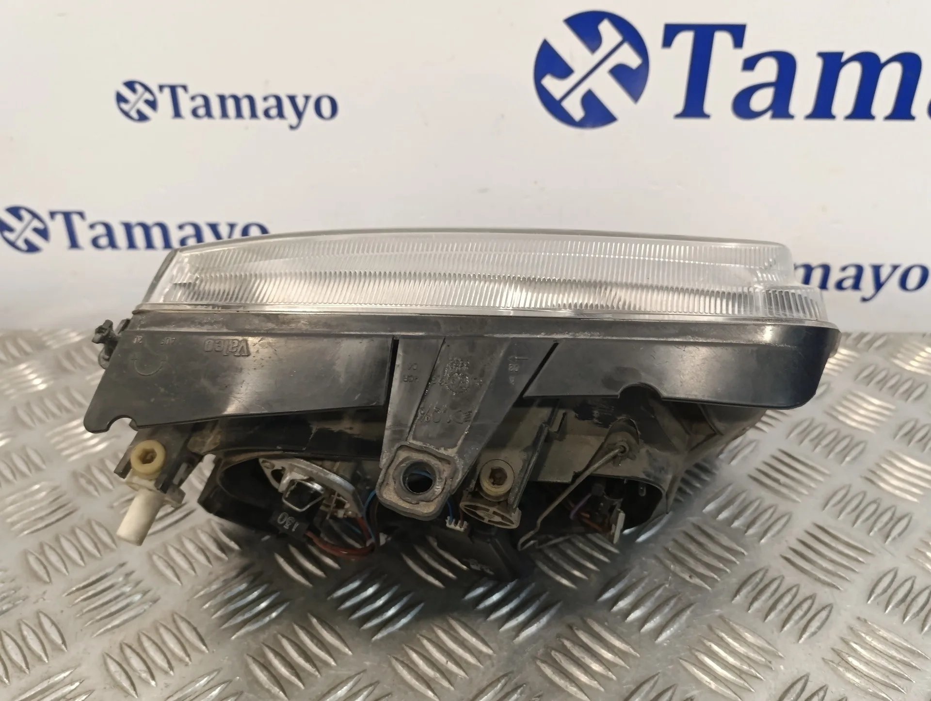 Faro Izquierdo para Volkswagen Polo Berlina (6N2)