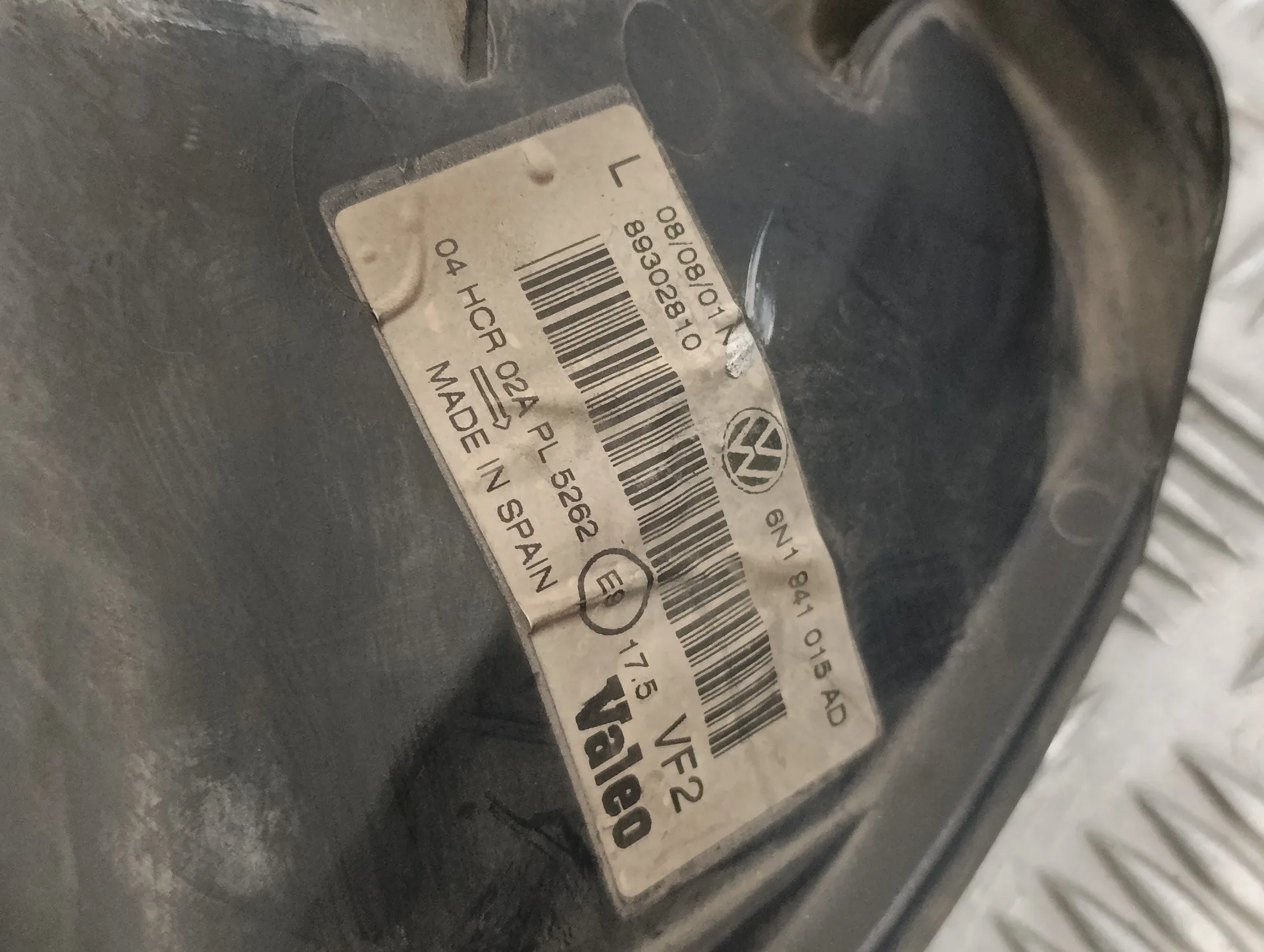 Faro Izquierdo para Volkswagen Polo Berlina (6N2)