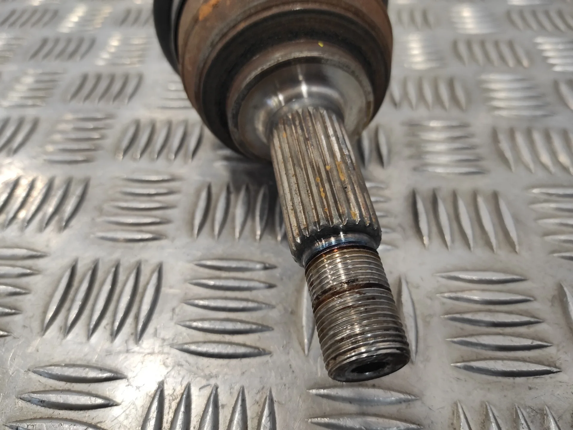 Transmision Delantera Izquierda para Nissan Micra (K12E)
