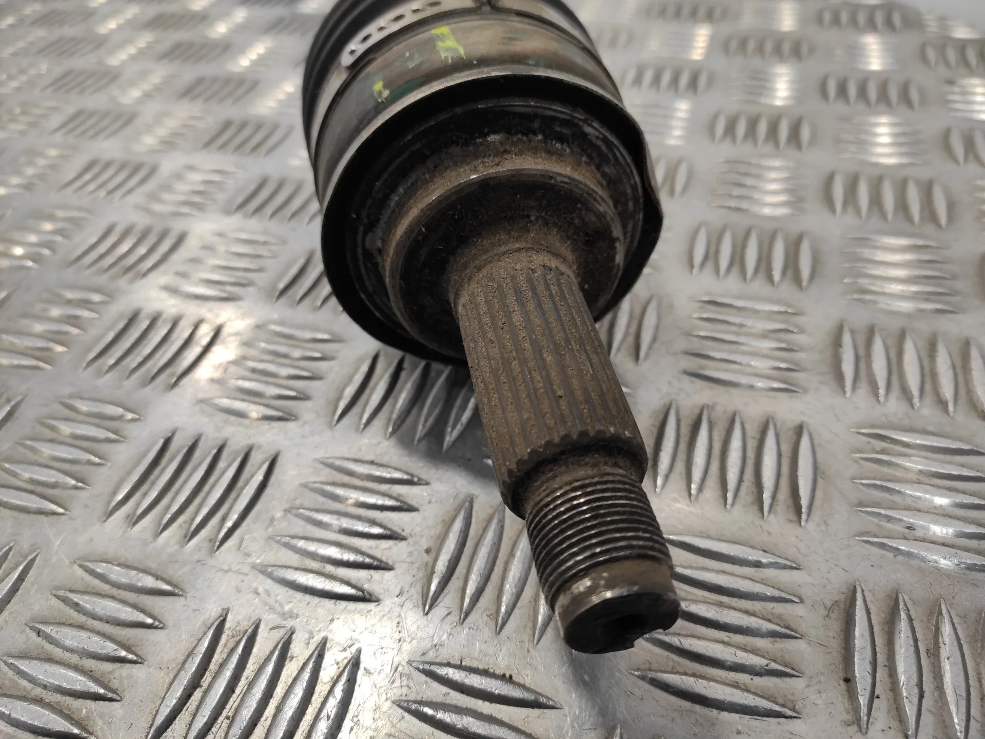 Transmision Delantera Izquierda para Subaru Impreza G10 (Gfc)
