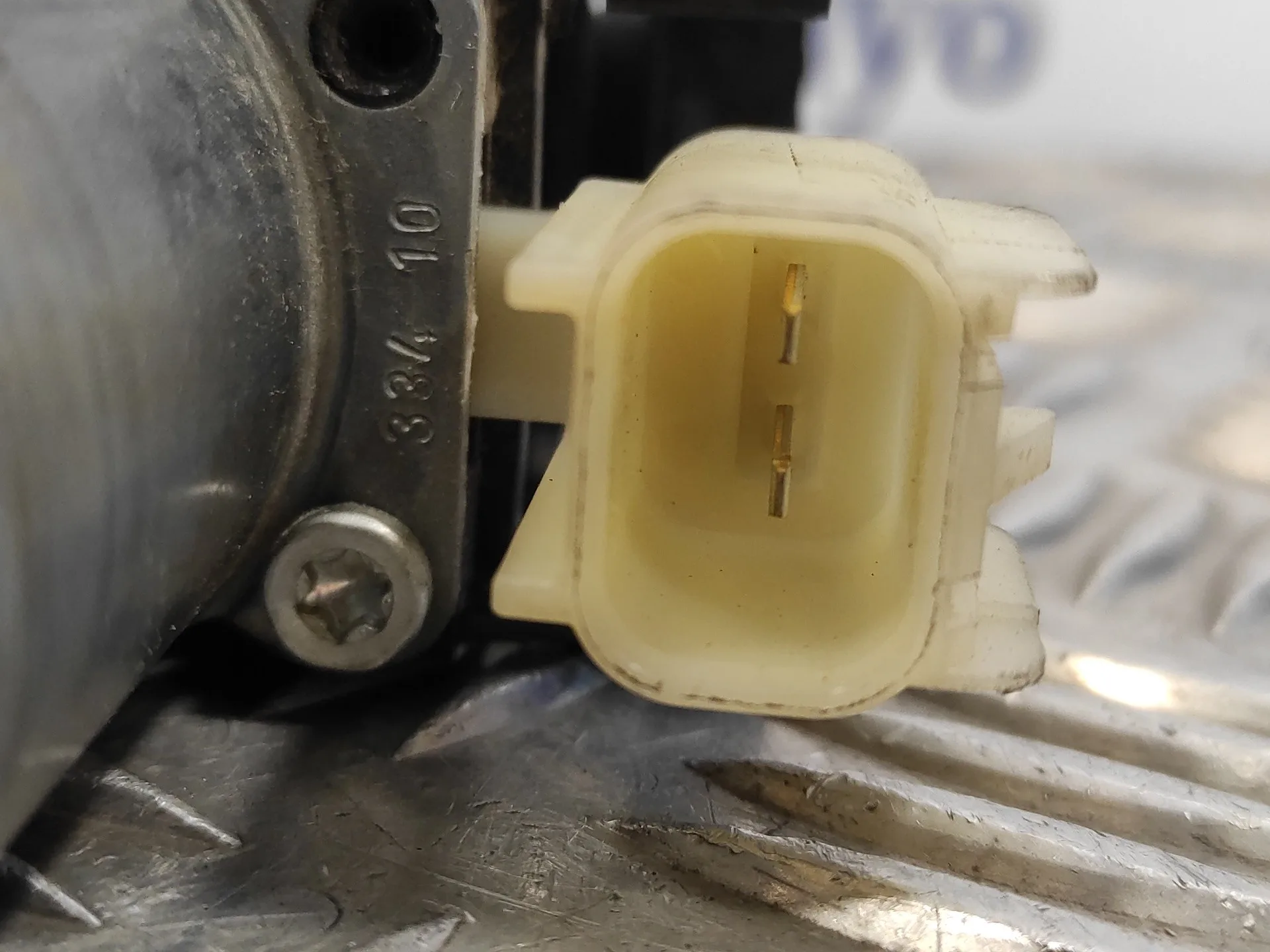 Motor Elevalunas Delantero Derecho para Ford Fiesta (Cb1)