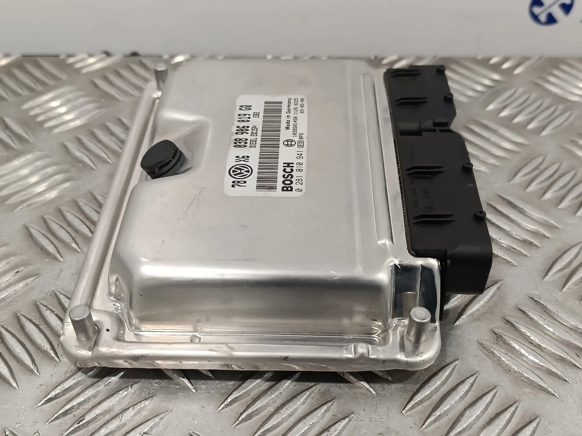 Centralita Motor Uce para Volkswagen Passat Berlina (3B3)