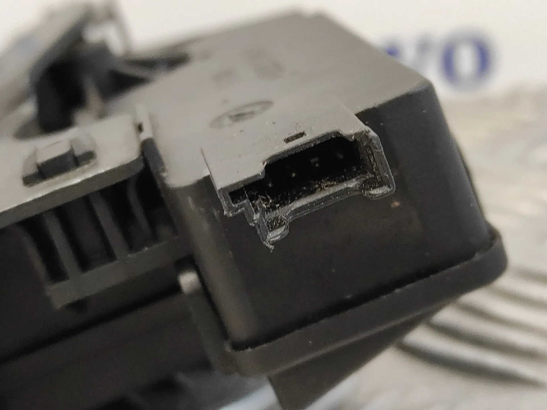 Cerradura Maletero / Porton para Bmw Serie 1 Berlina (E81/E87)