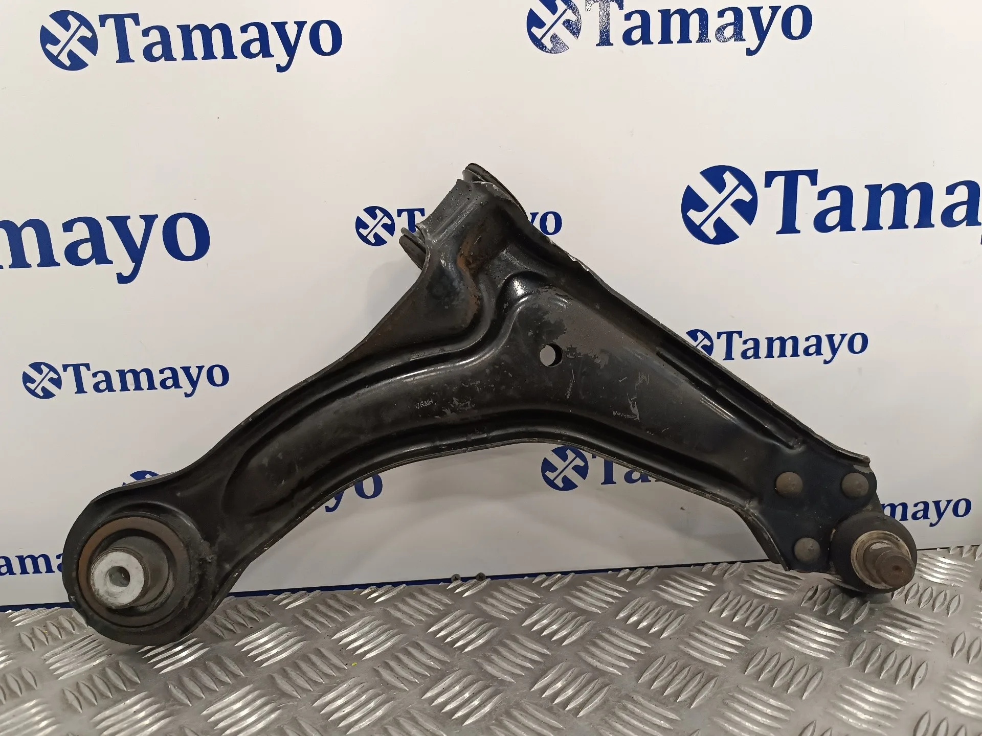 Brazo Suspension Inferior Delantero Derecho para Mercedes-Benz Vito (W638) Caja Cerrada