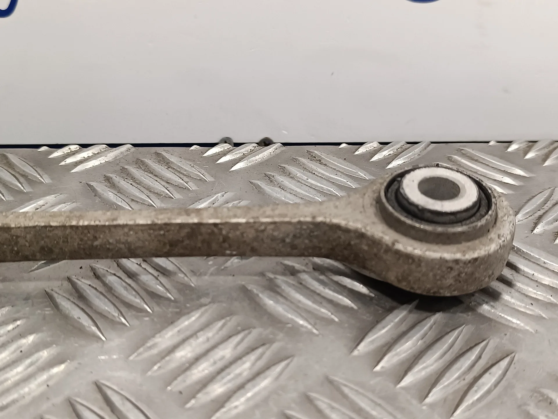 Tirante Delantero Derecho para Porsche Cayenne (Typ 9Pa)