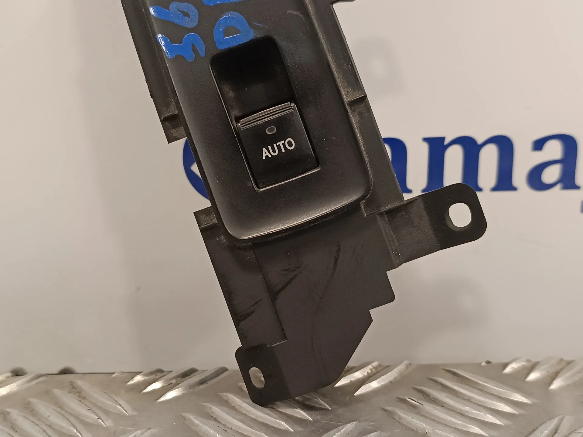 Mando Elevalunas Delantero Derecho para Lexus Gs (Gs/Us/Ws19)