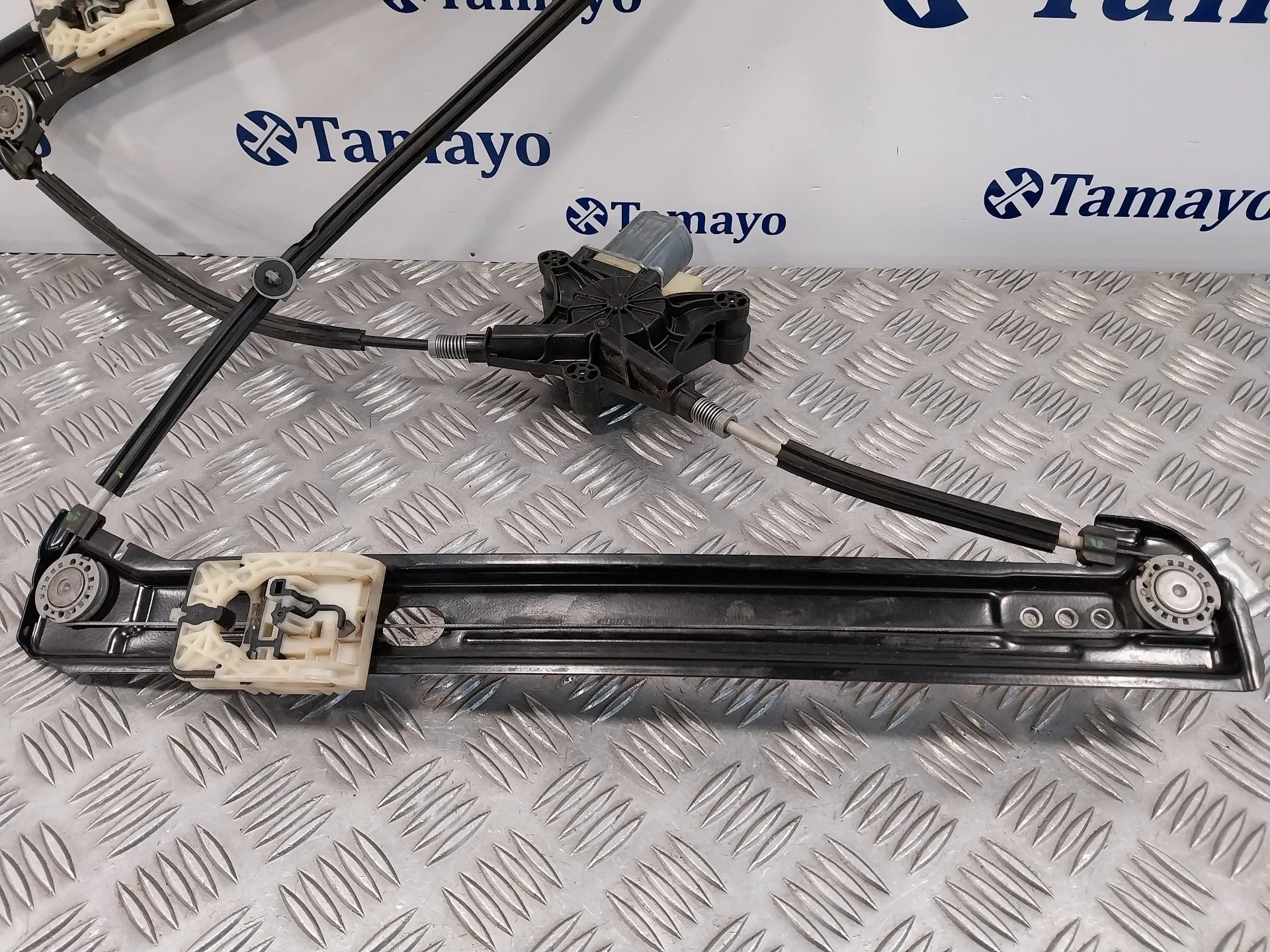 Elevalunas Delantero Izquierdo para Seat Ateca (Kh7)