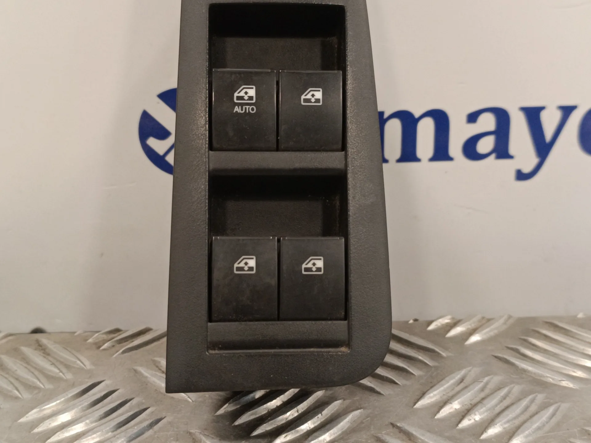 Mando Elevalunas Delantero Izquierdo para Chevrolet Epica